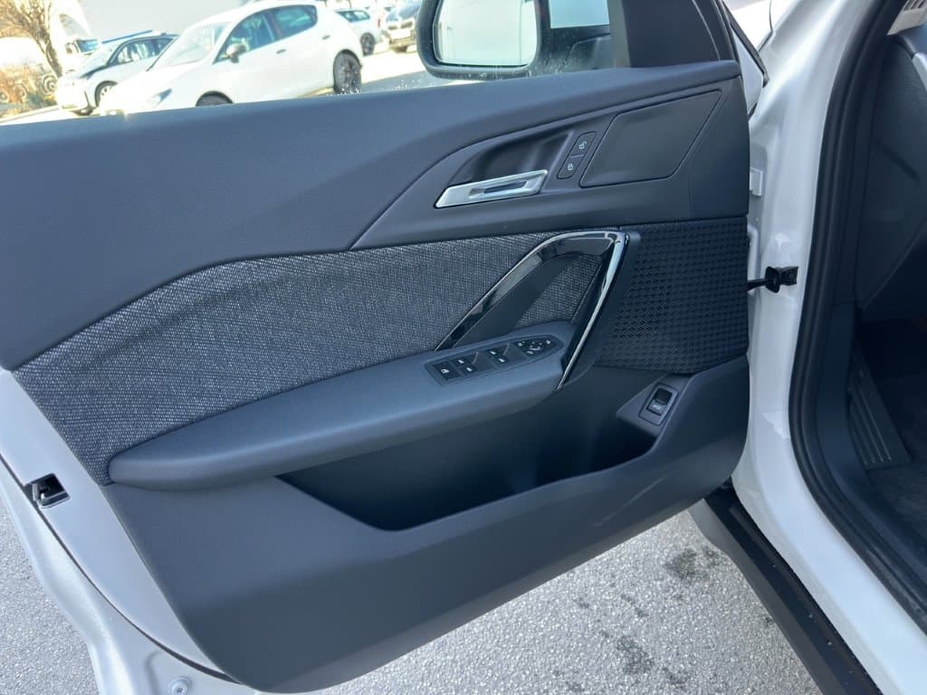 BMW X1 xDrive20d - Thumbnail 14