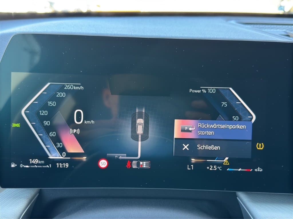 BMW X1 xDrive20d - Thumbnail 21