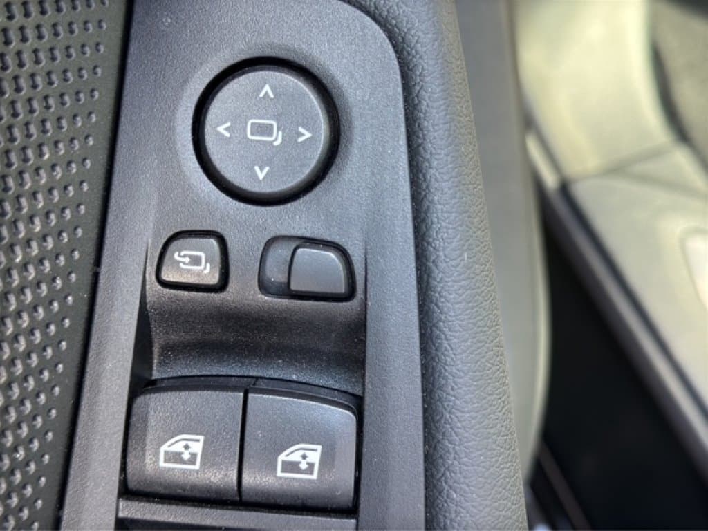 BMW 116d - Thumbnail 21