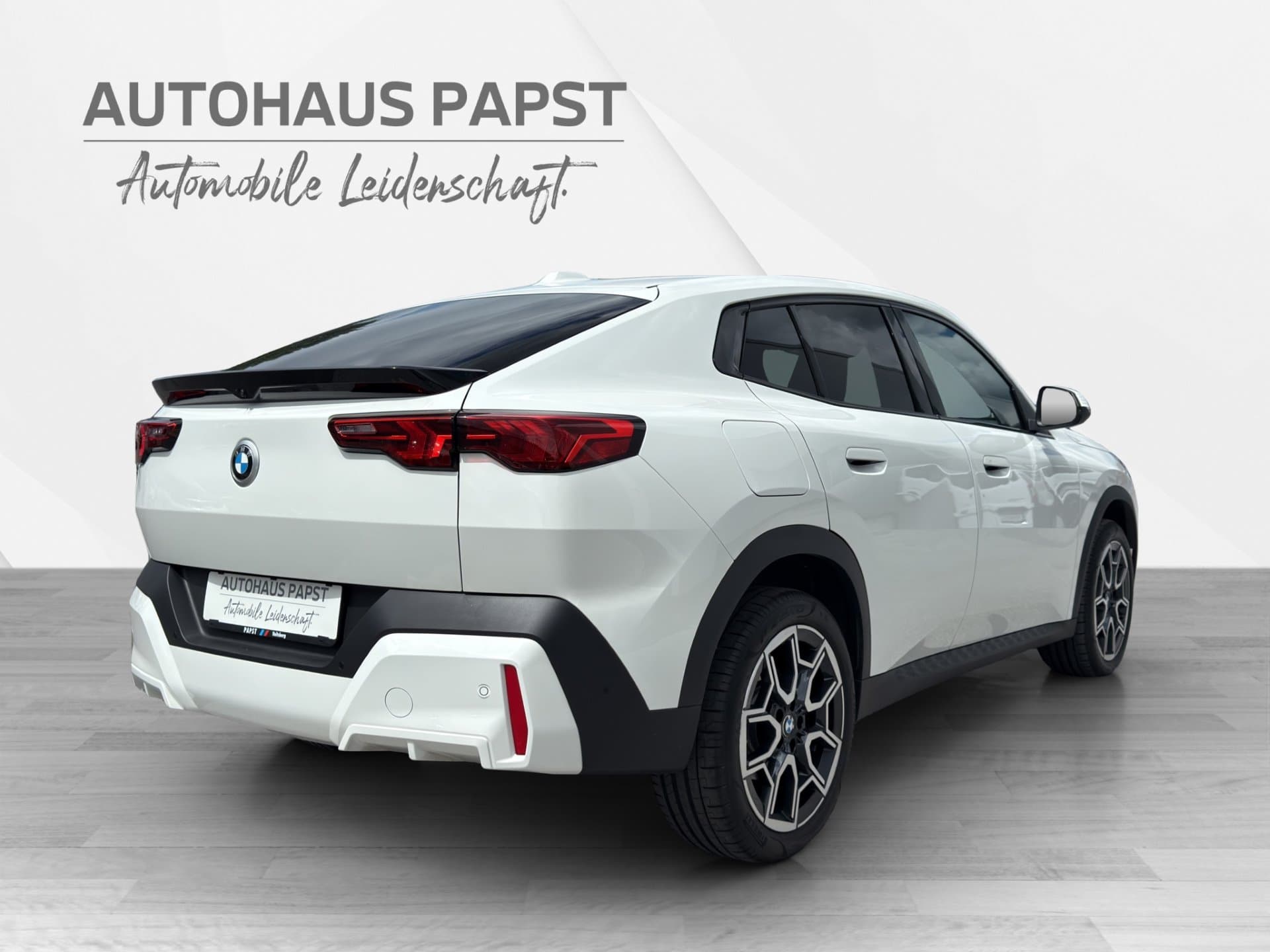 BMW X2 sDrive18d - Thumbnail 5