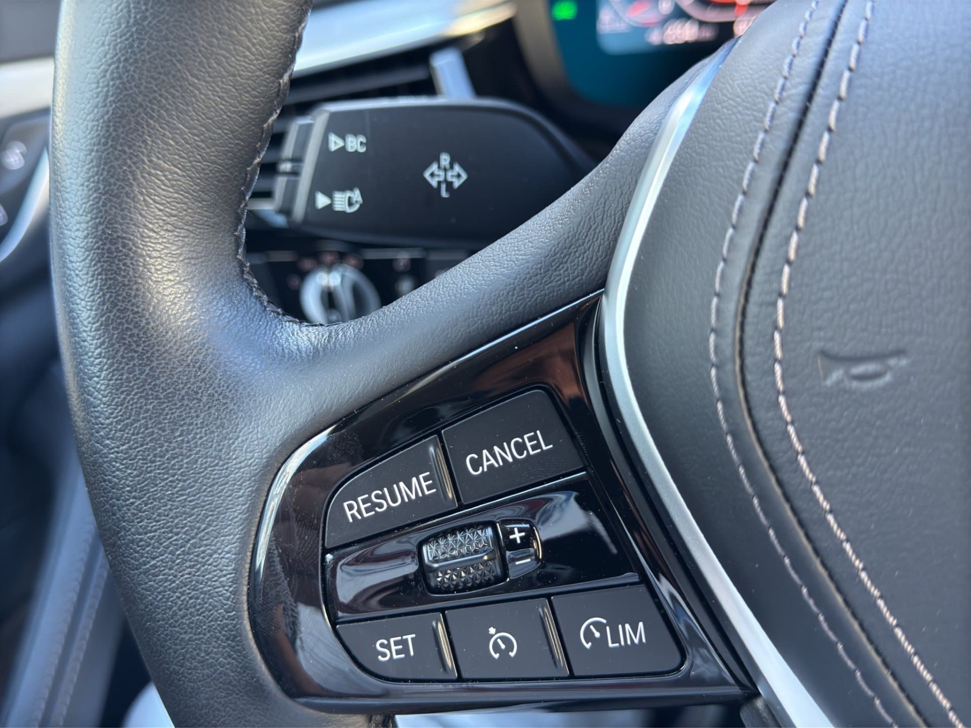 BMW 520d xDrive - Thumbnail 17