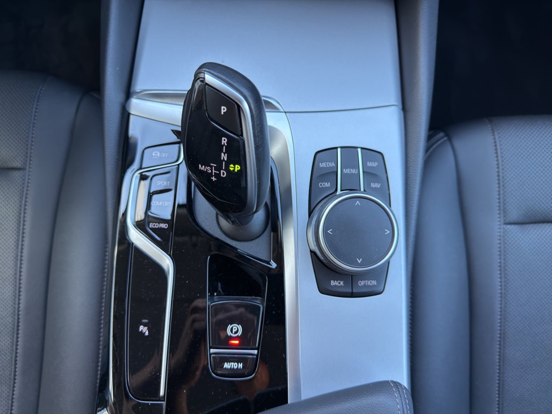 BMW 520d xDrive - Thumbnail 18