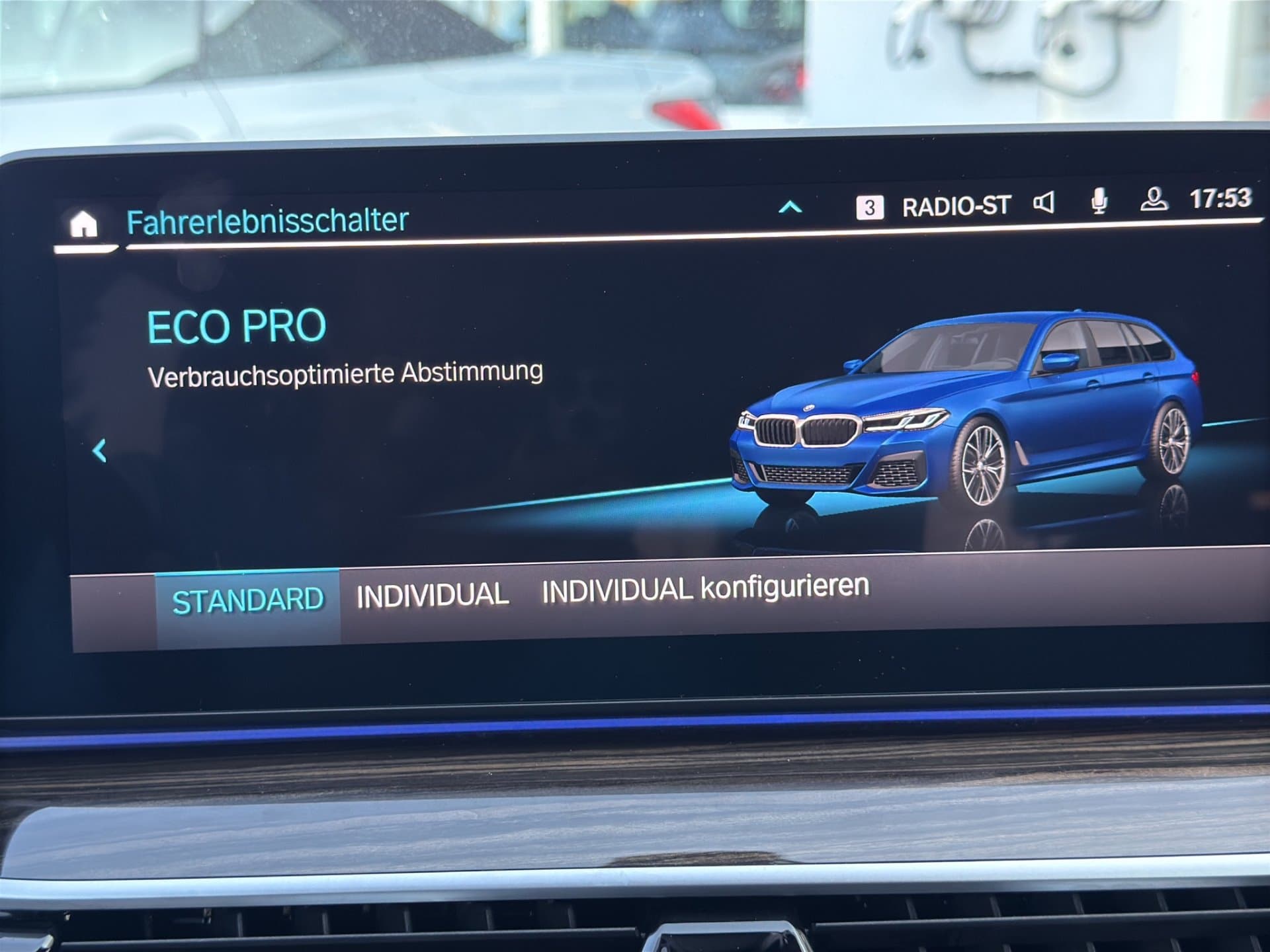 BMW 530d xDrive - Thumbnail 26