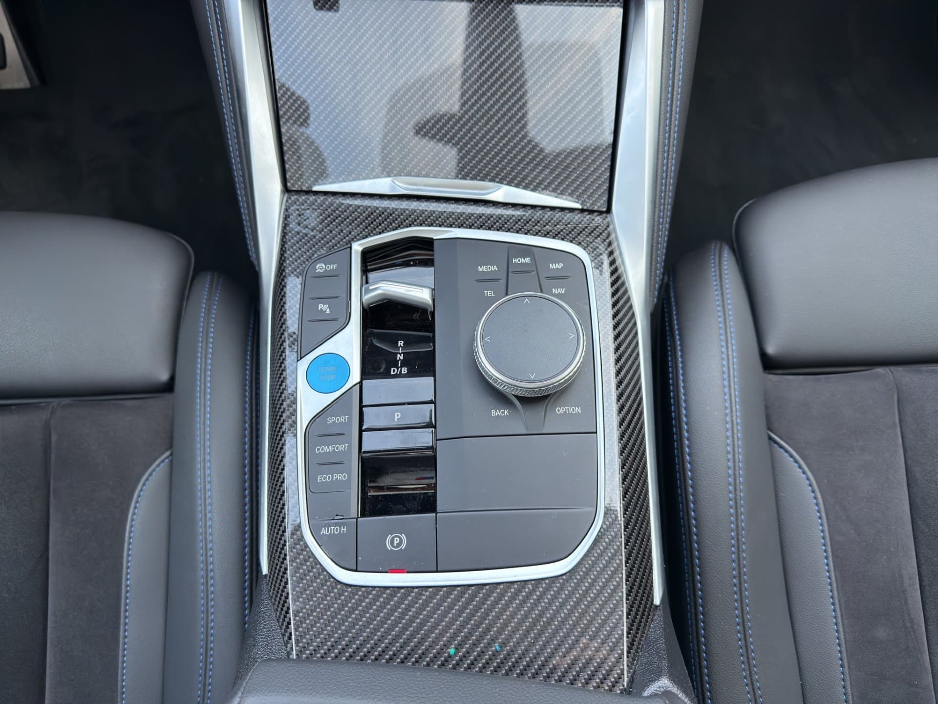 BMW i4 Gran Coupe xDrive - Thumbnail 23