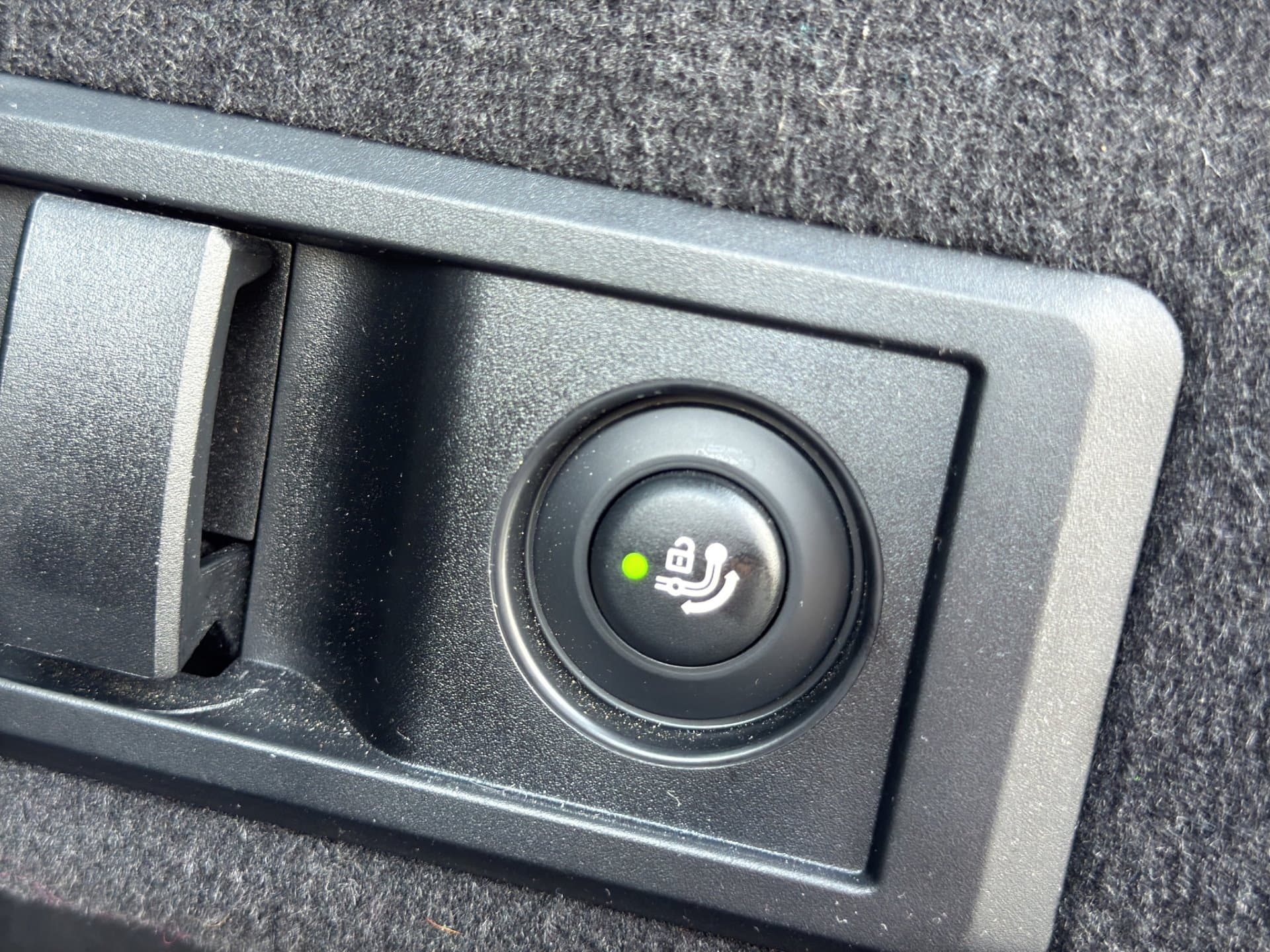 BMW i4 Gran Coupe xDrive - Thumbnail 25