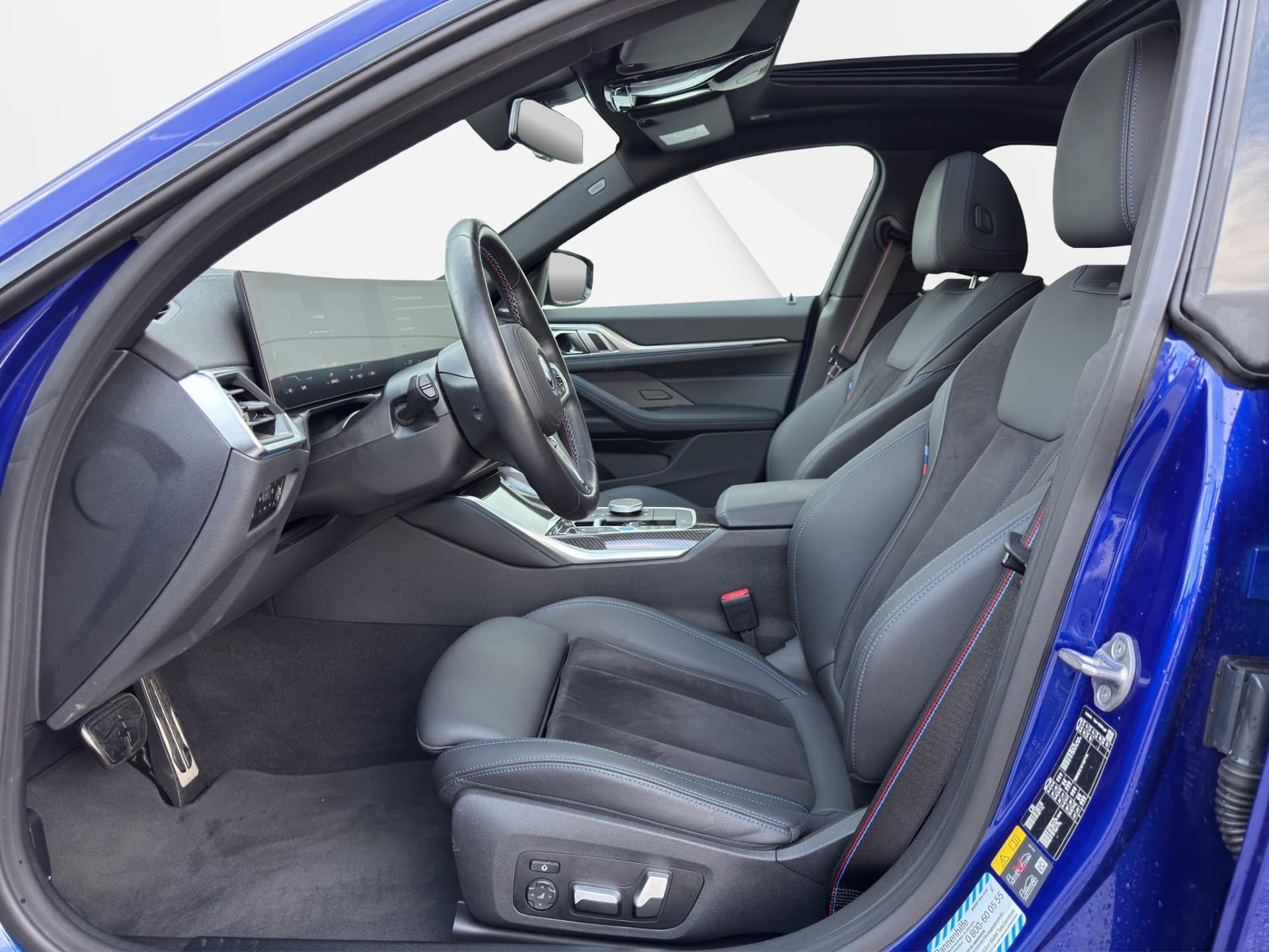 BMW i4 Gran Coupe xDrive - Thumbnail 9