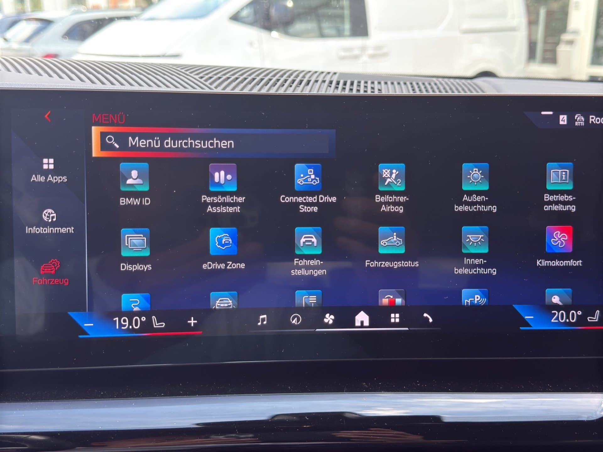 BMW 530e xDrive - Thumbnail 28