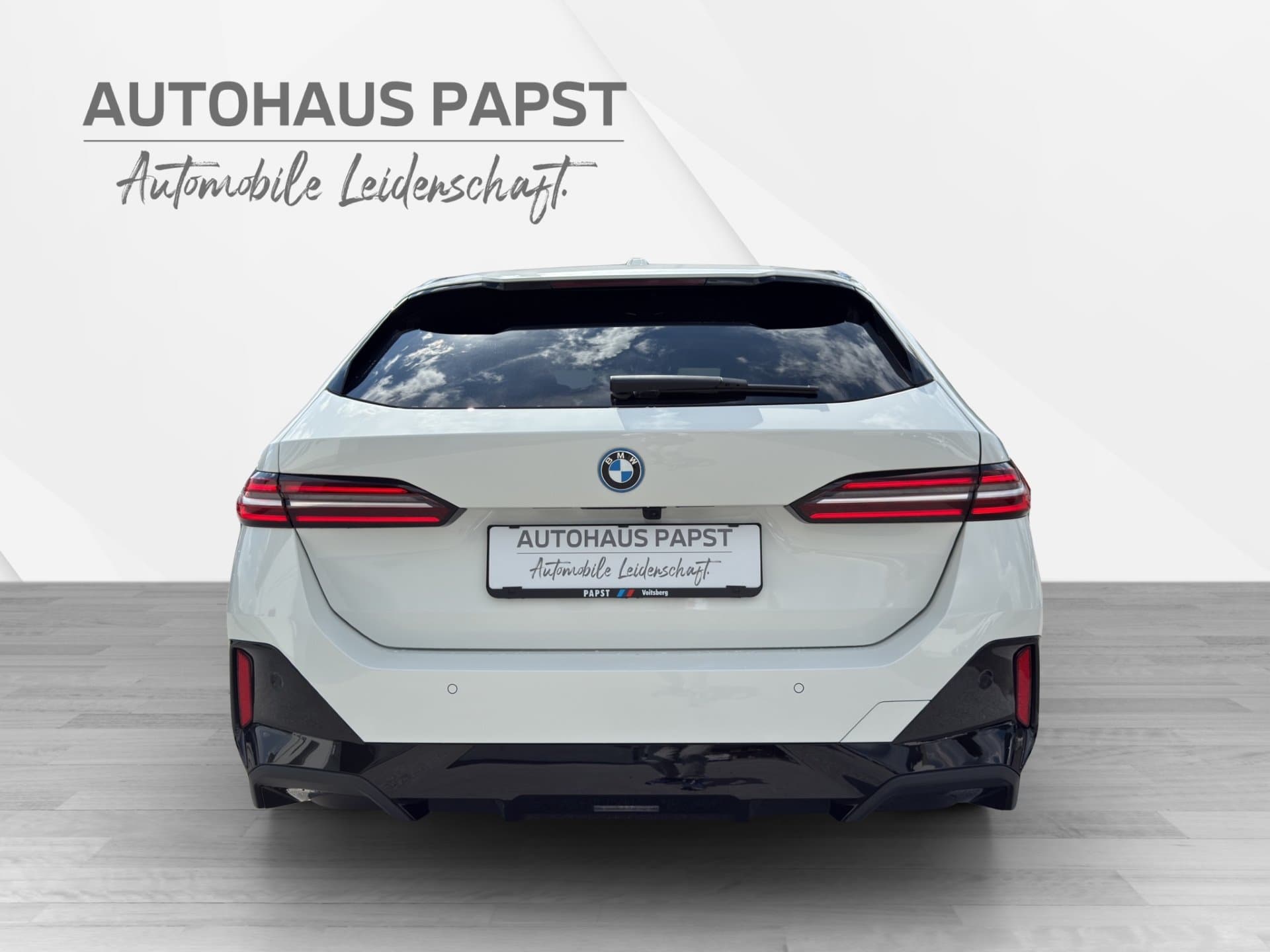 BMW 530e xDrive - Thumbnail 4