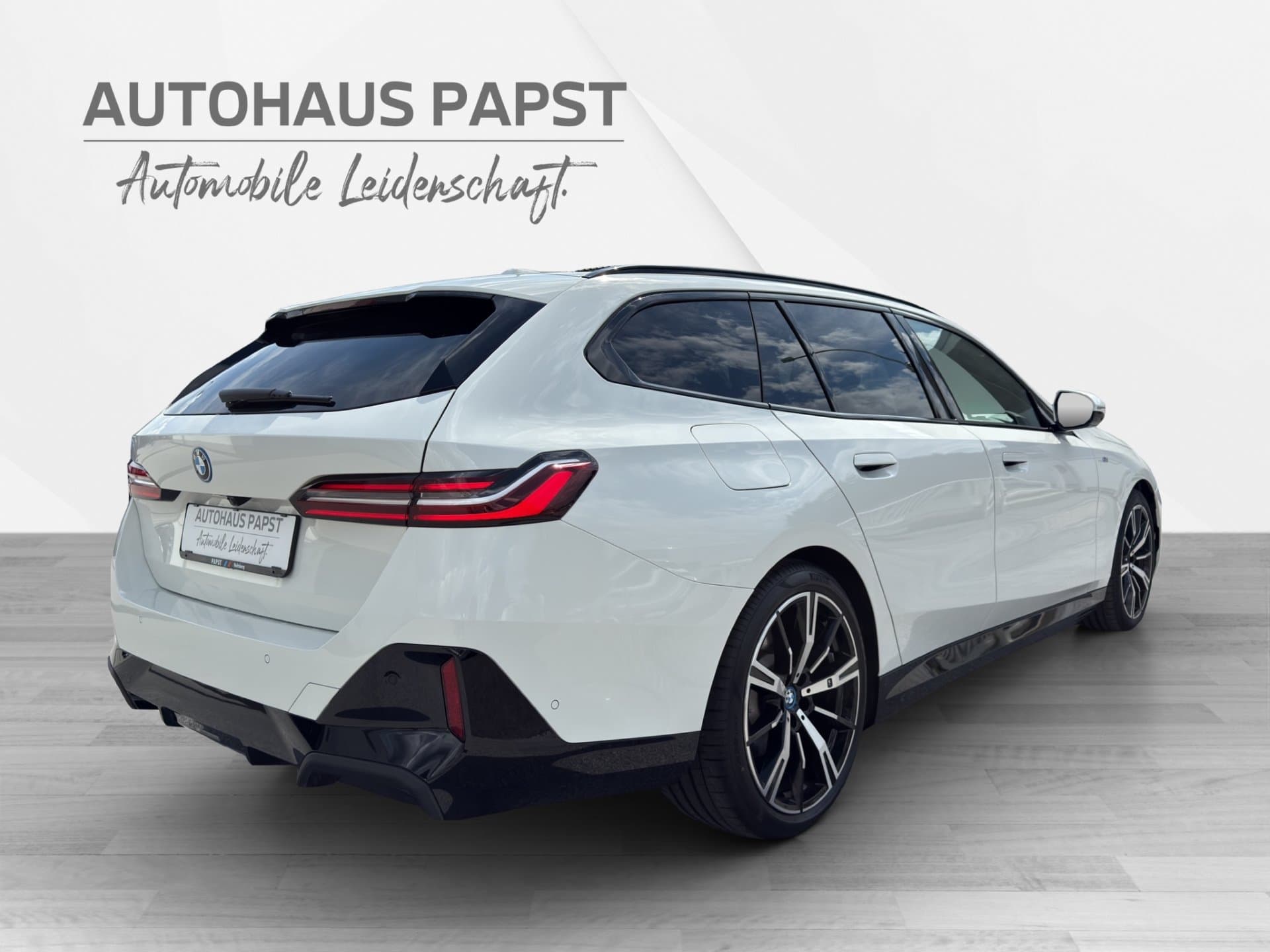 BMW 530e xDrive - Thumbnail 5