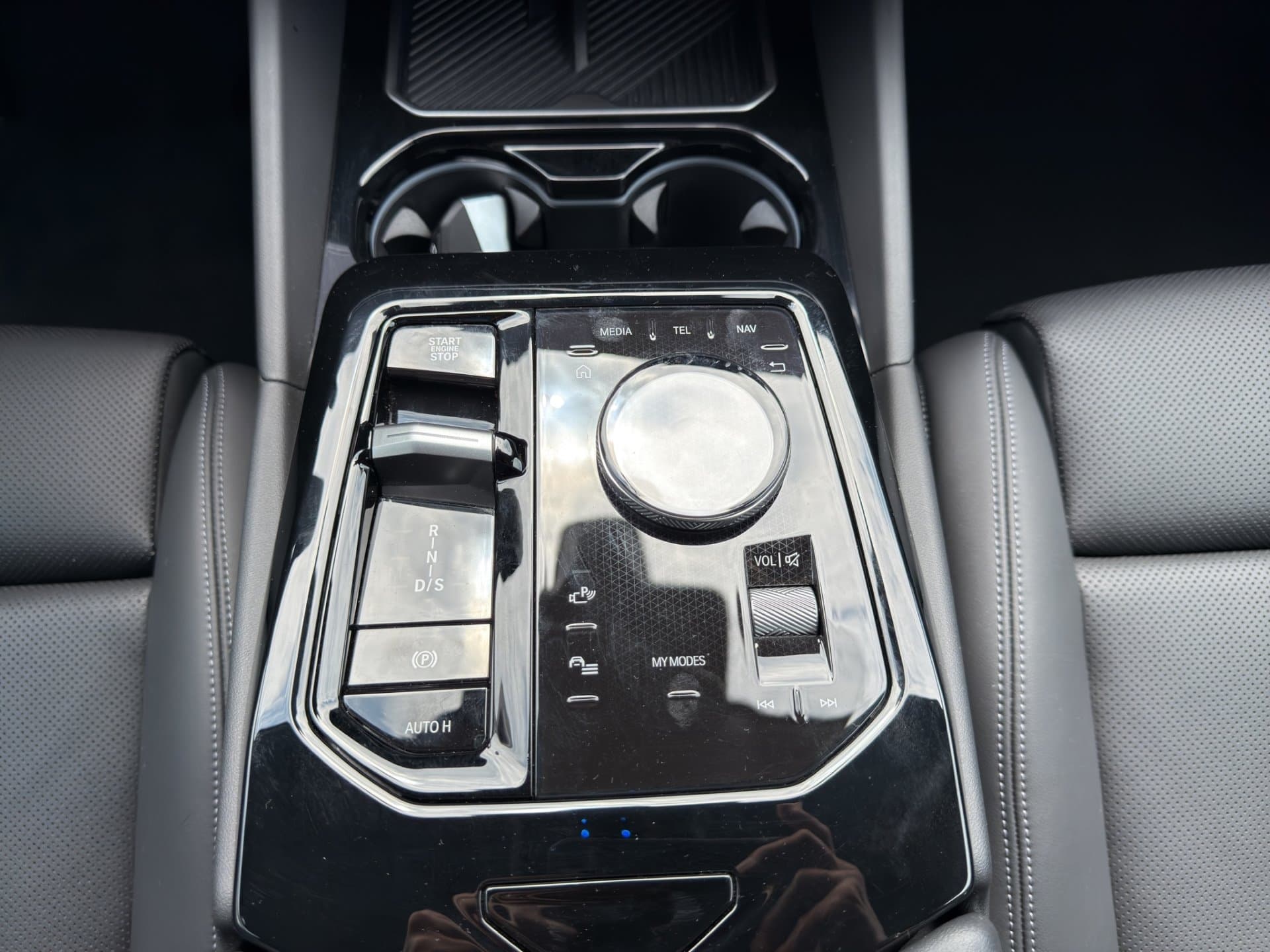 BMW 530e - Thumbnail 21