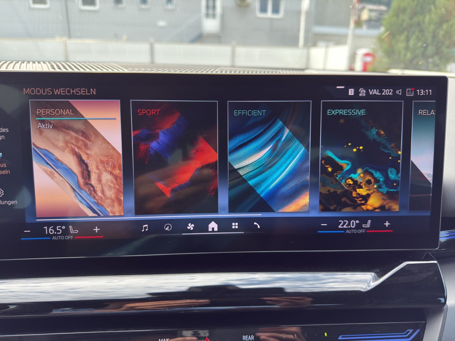 BMW 530e - Thumbnail 27