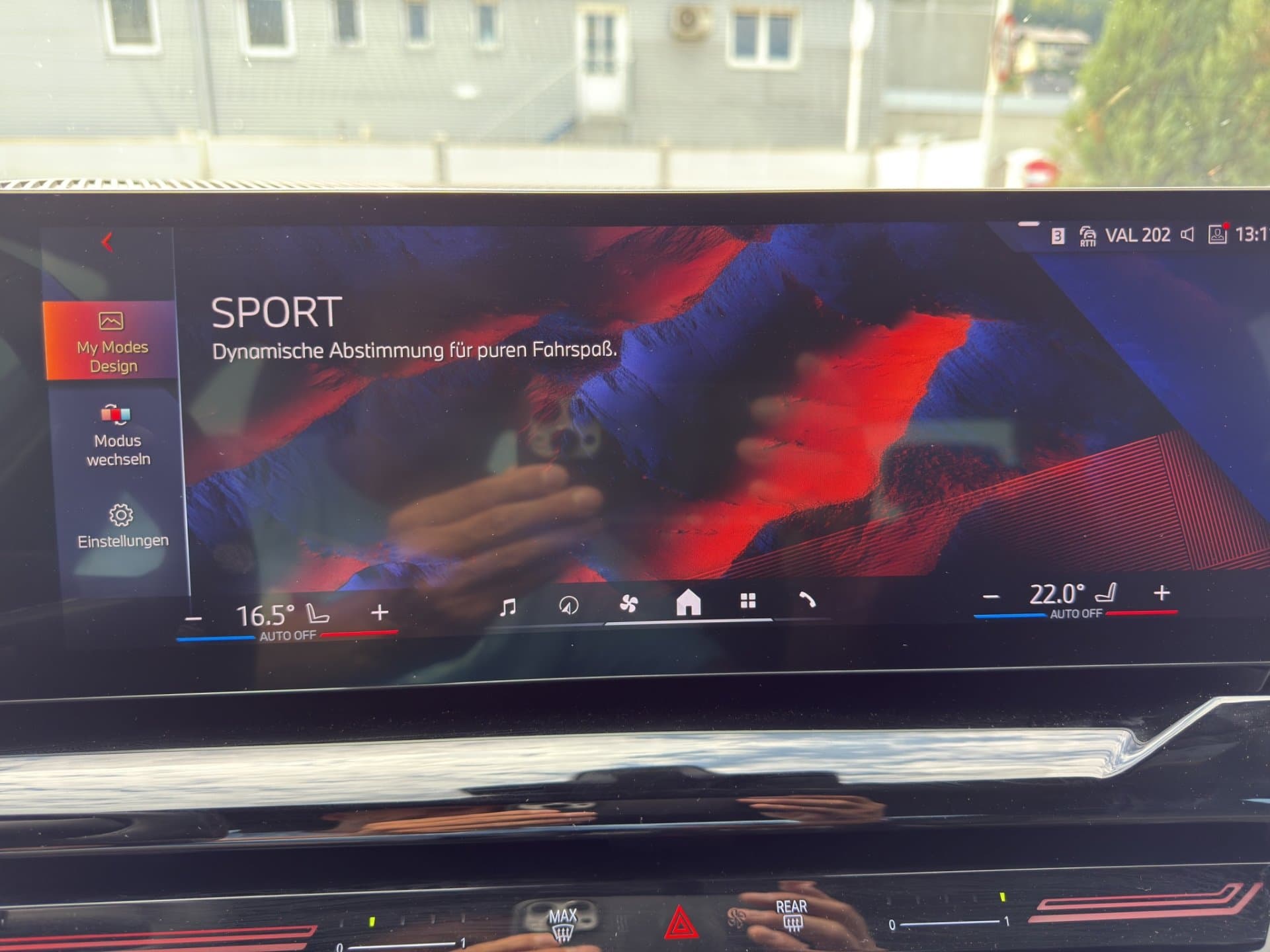 BMW 530e - Thumbnail 28