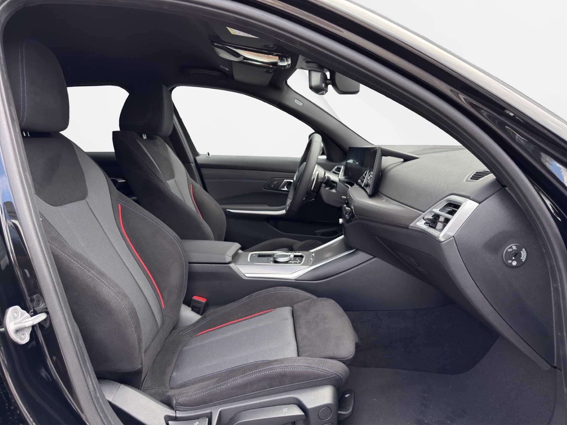 BMW 318d - Thumbnail 9