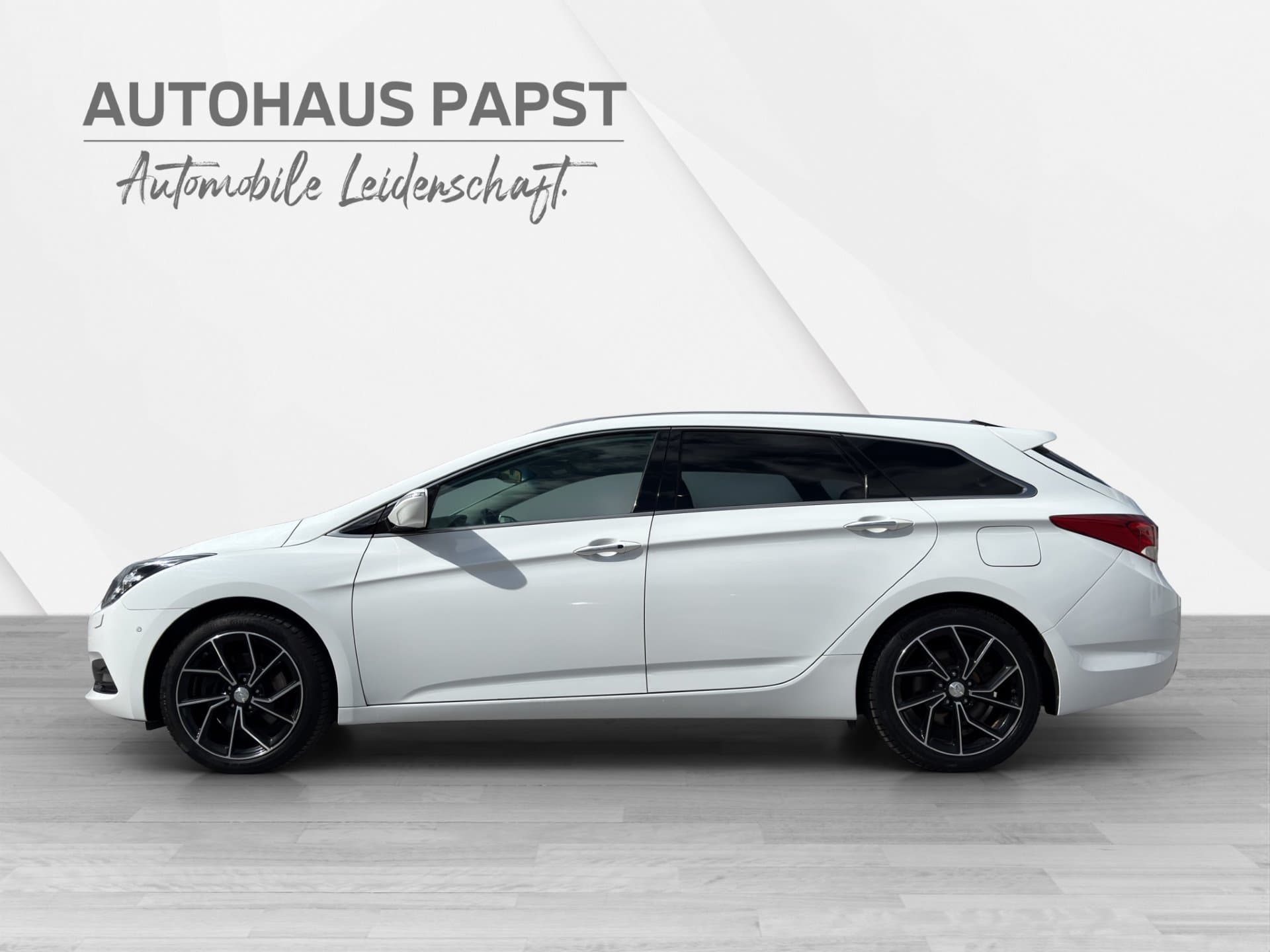 Hyundai i40 1,6 CRDi Level 6 DCT - Thumbnail 2