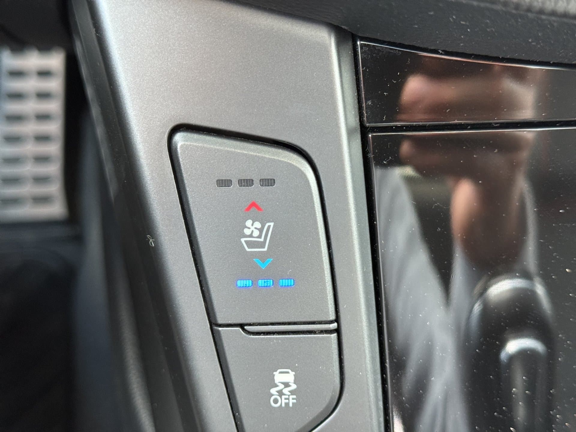 Hyundai i40 1,6 CRDi Level 6 DCT - Thumbnail 21