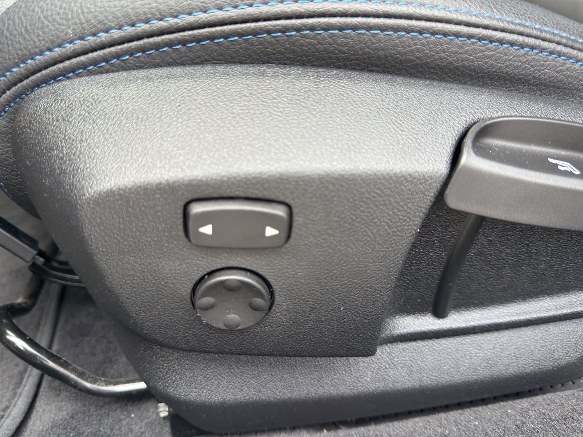 BMW 118d - Thumbnail 13