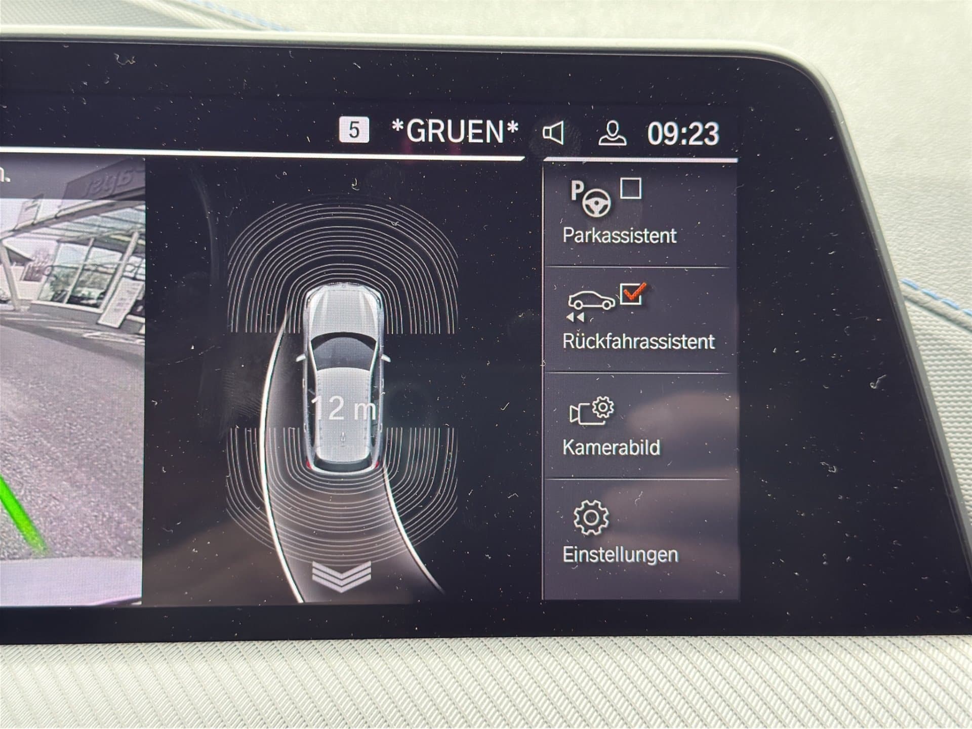 BMW 118d - Thumbnail 24