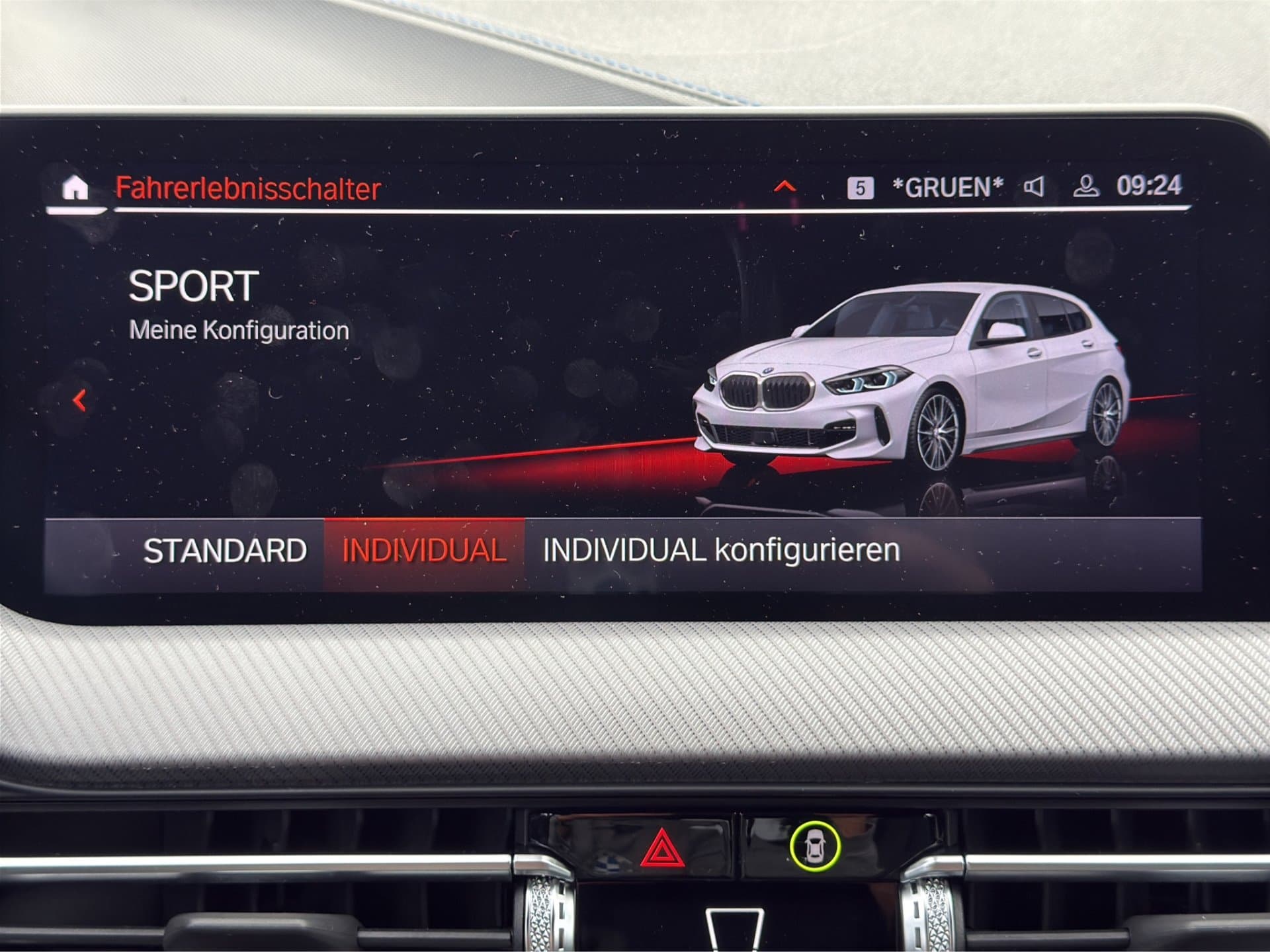 BMW 118d - Thumbnail 28