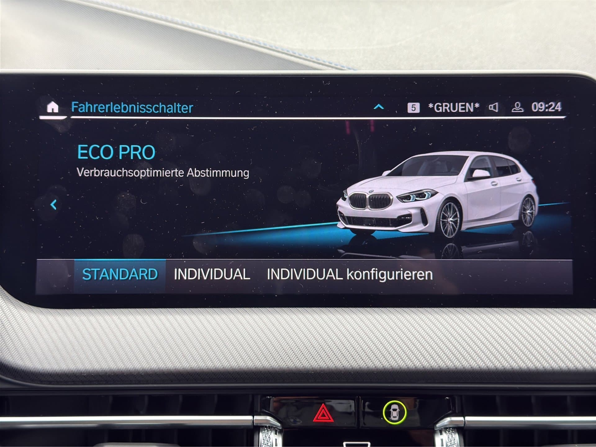 BMW 118d - Thumbnail 29