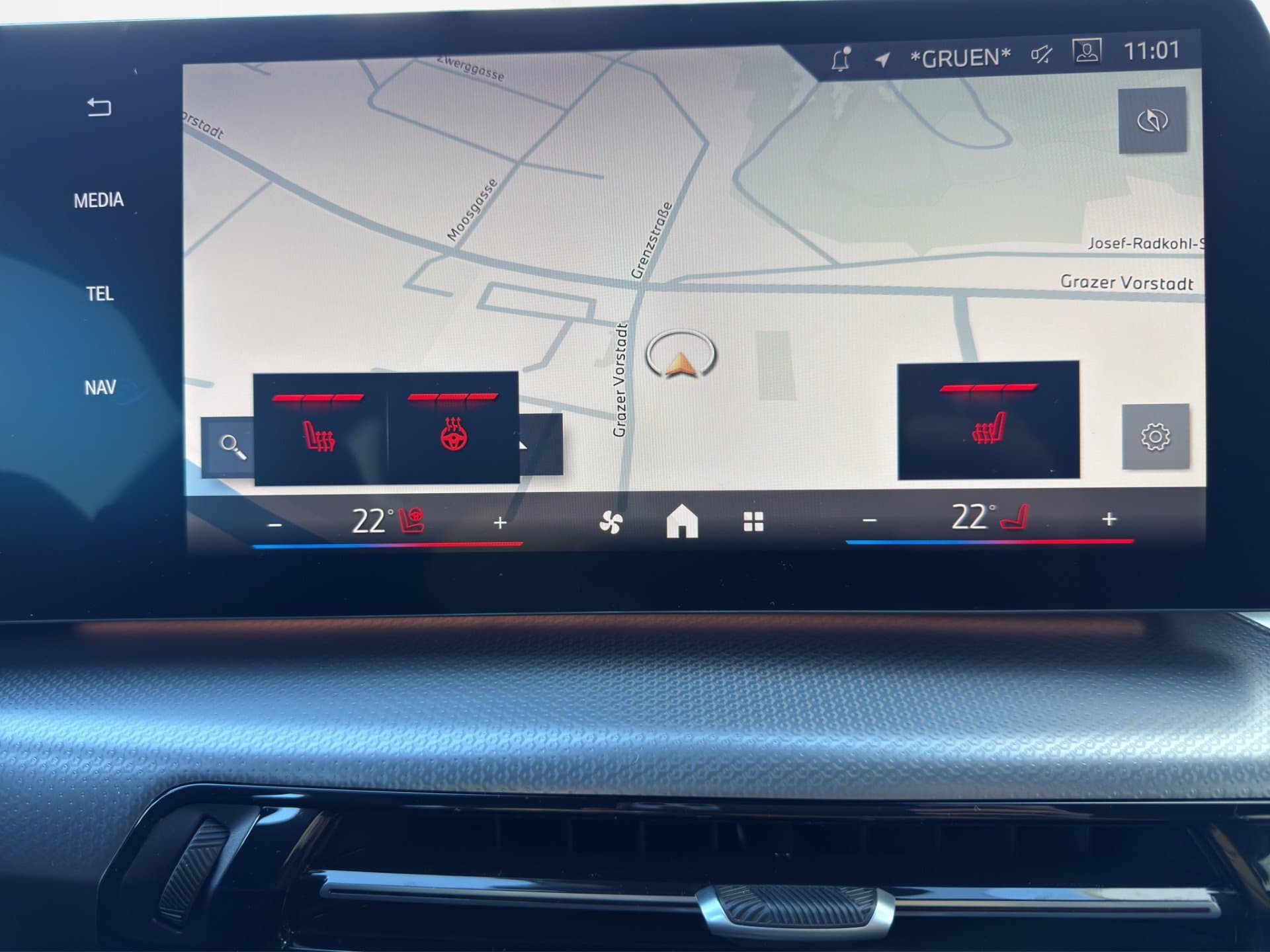 BMW 218d Active Tourer - Thumbnail 24