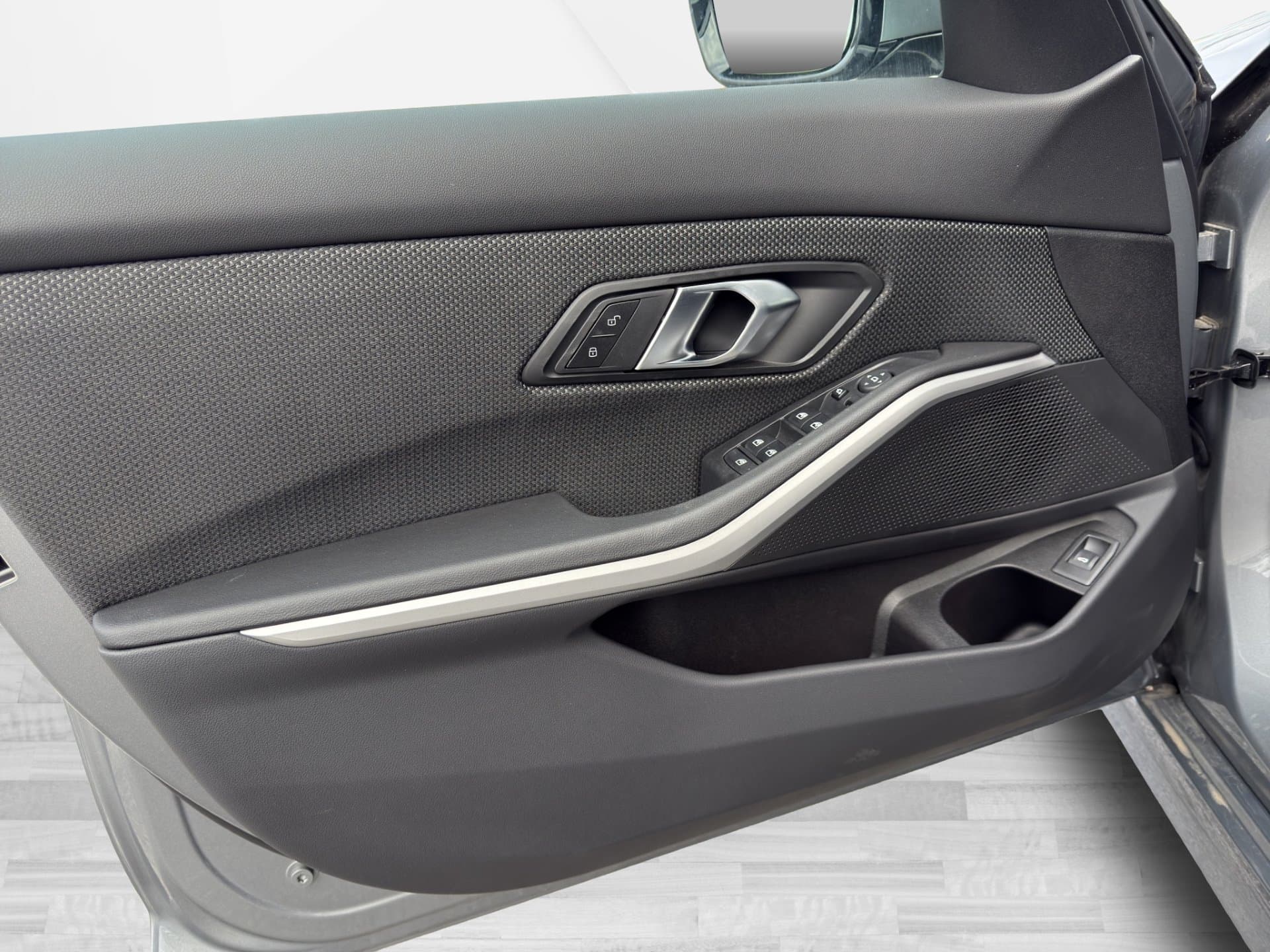 BMW 320d xDrive - Thumbnail 12