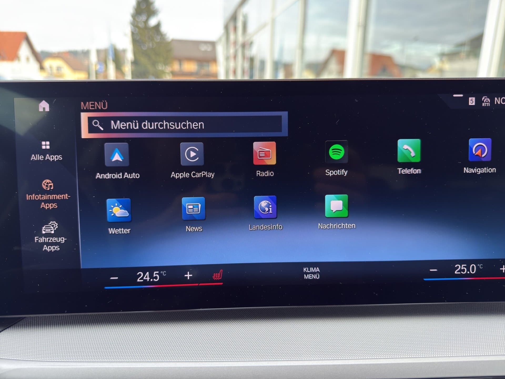 BMW 320d xDrive - Thumbnail 29