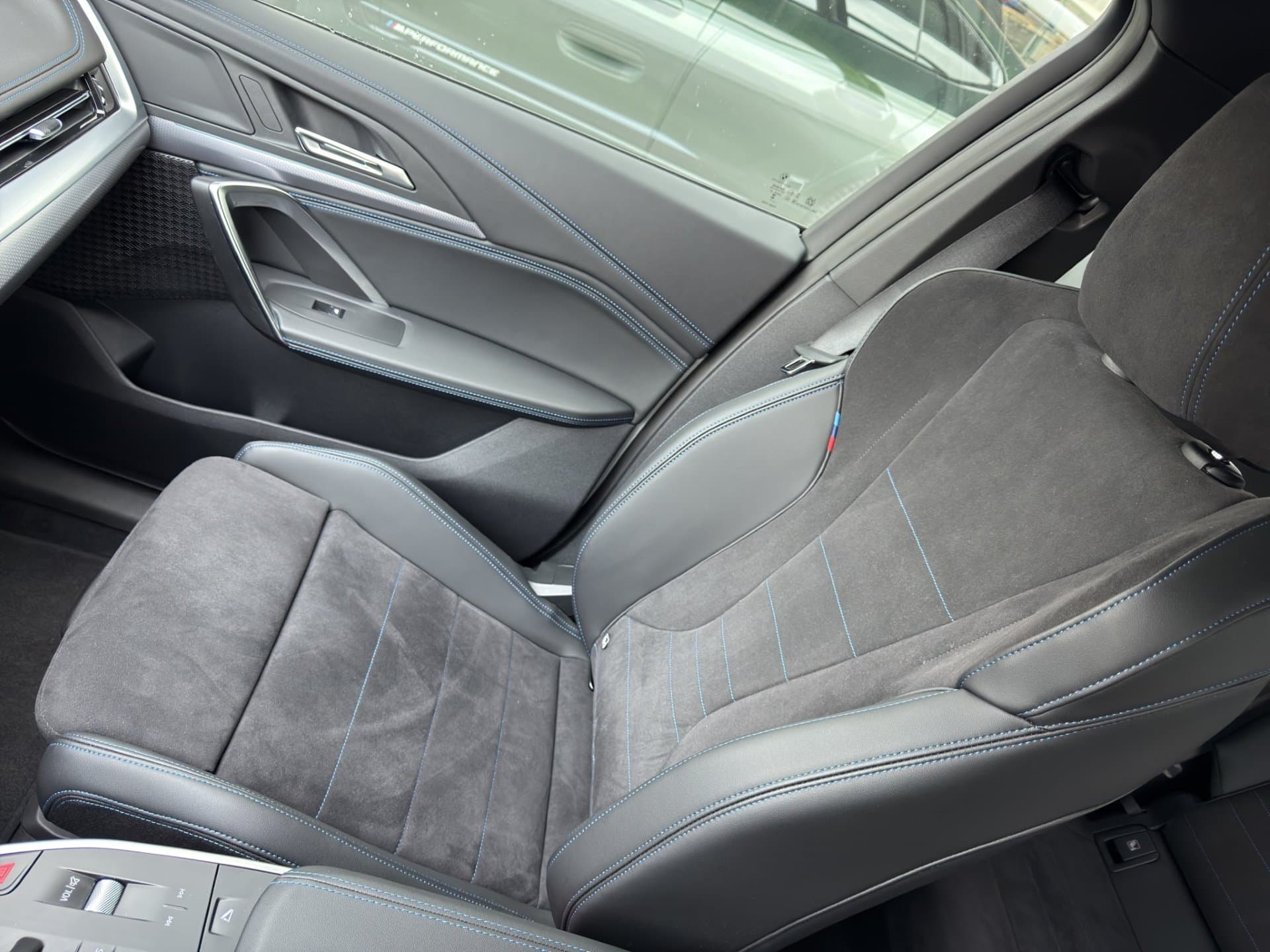 BMW X1 sDrive20d - Thumbnail 12