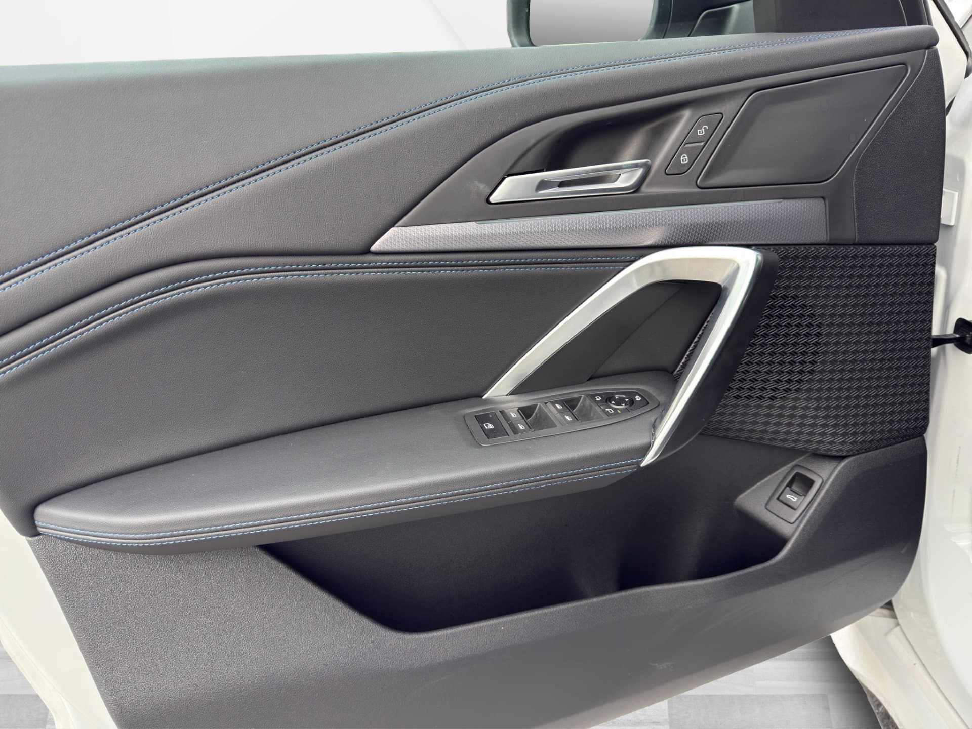 BMW X1 sDrive20d - Thumbnail 13