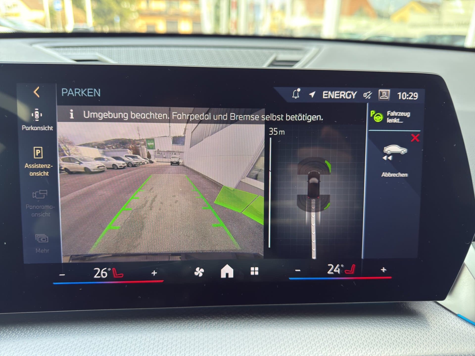 BMW X1 sDrive20d - Thumbnail 31