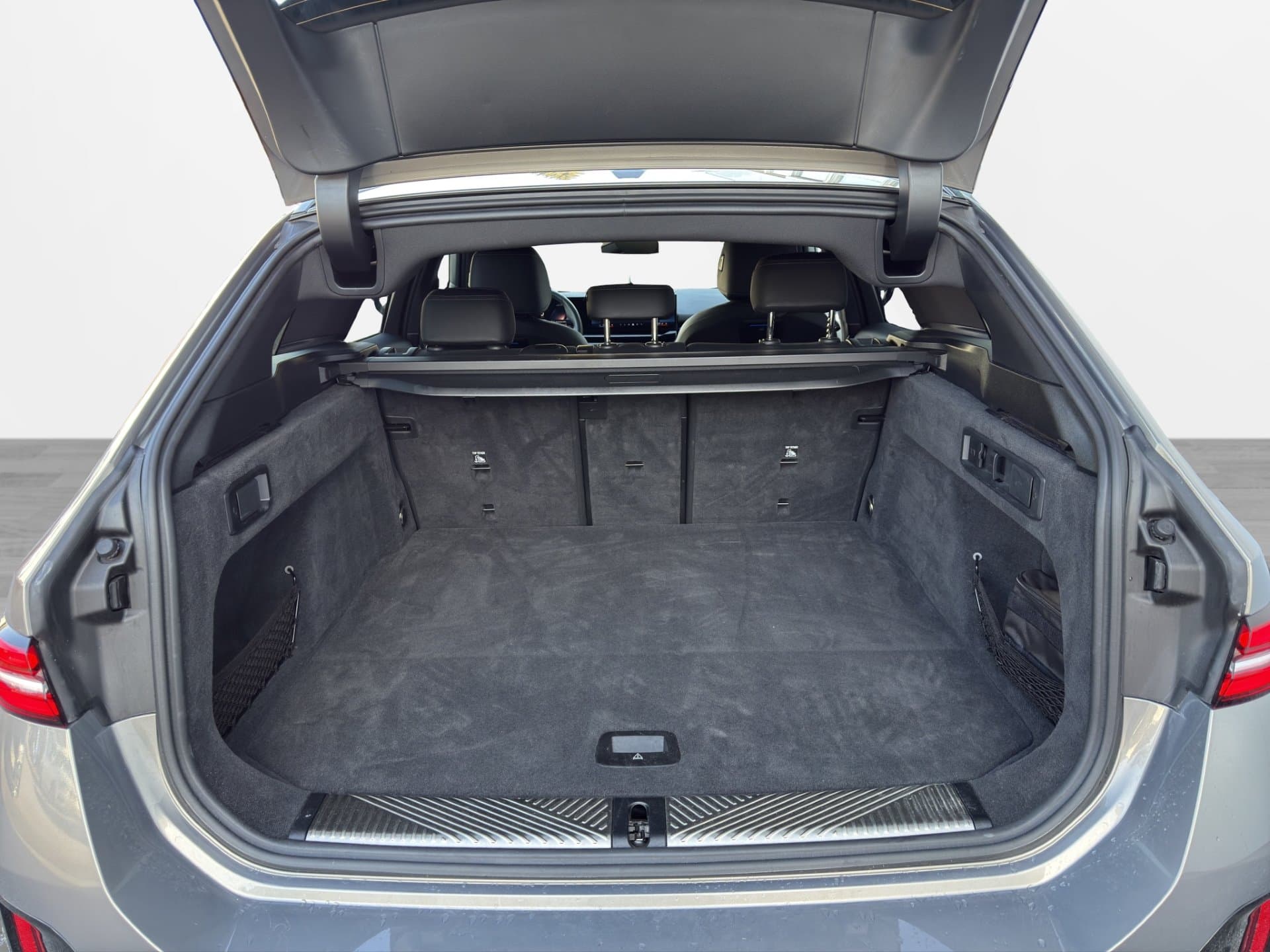 BMW 520d - Thumbnail 12