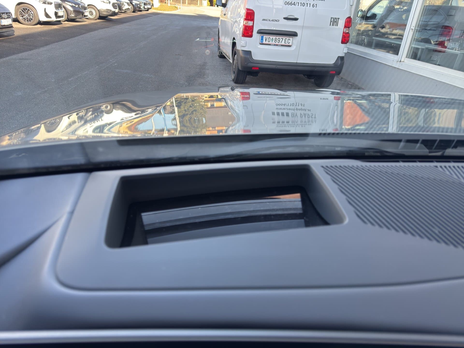 BMW 520d - Thumbnail 21