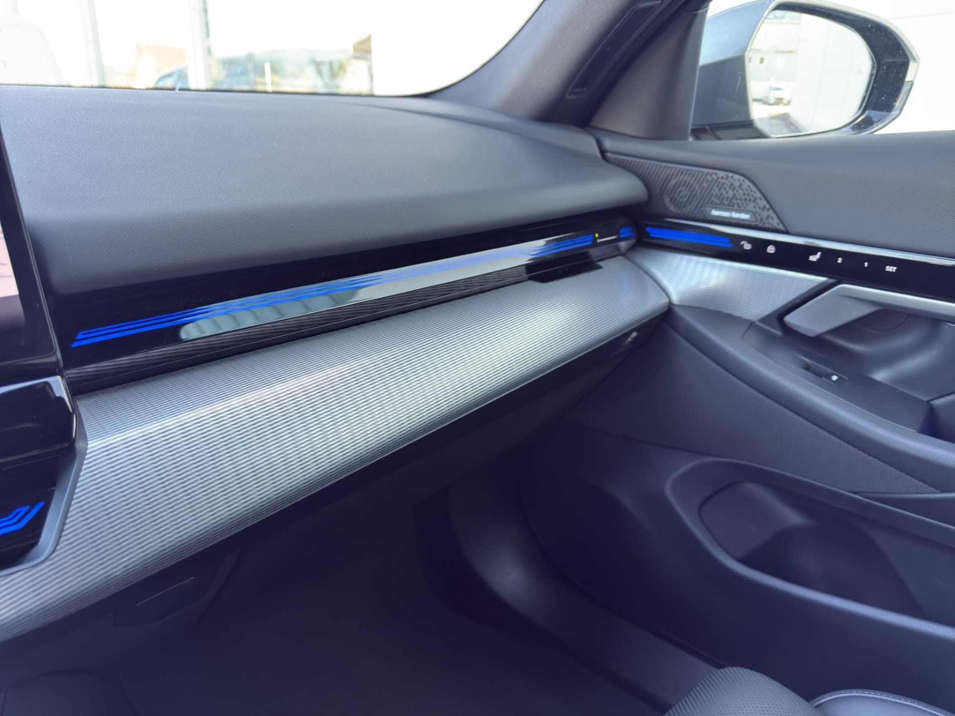 BMW 520d - Thumbnail 22