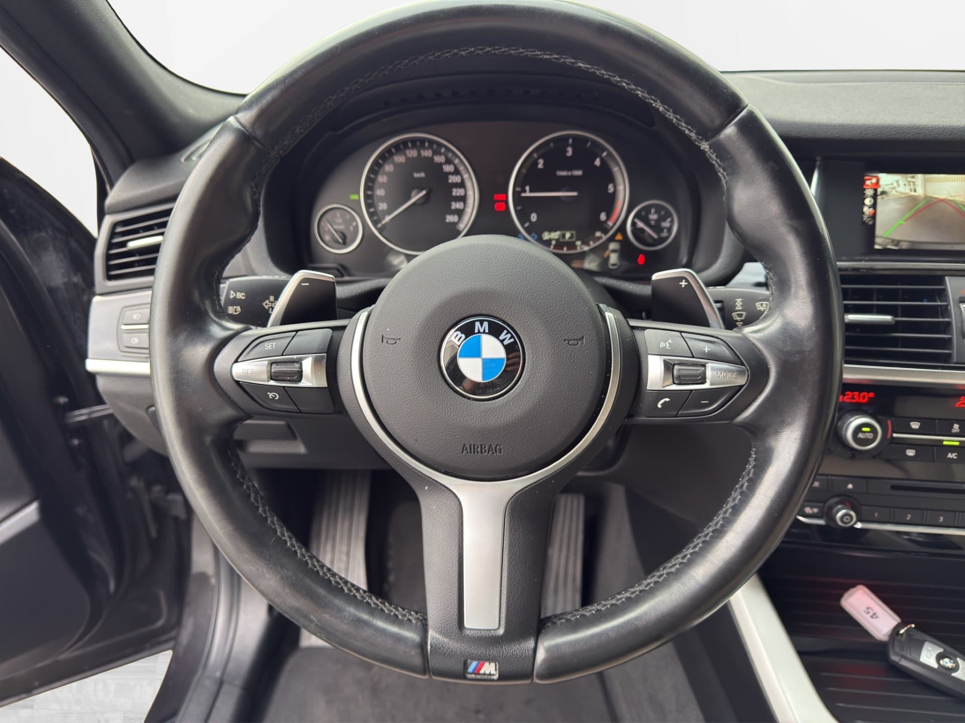 BMW X4 xDrive20d - Thumbnail 16