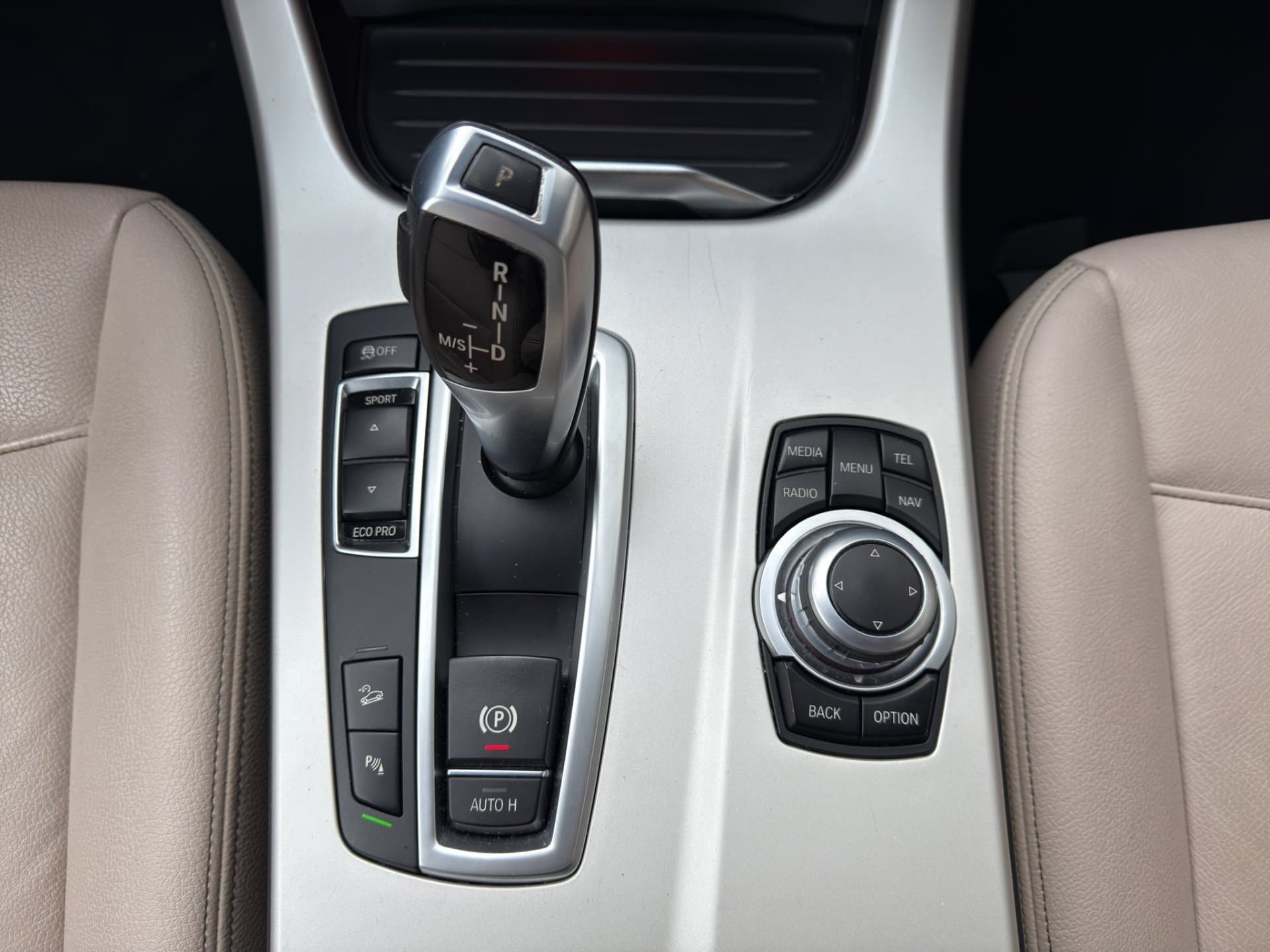 BMW X4 xDrive20d - Thumbnail 19