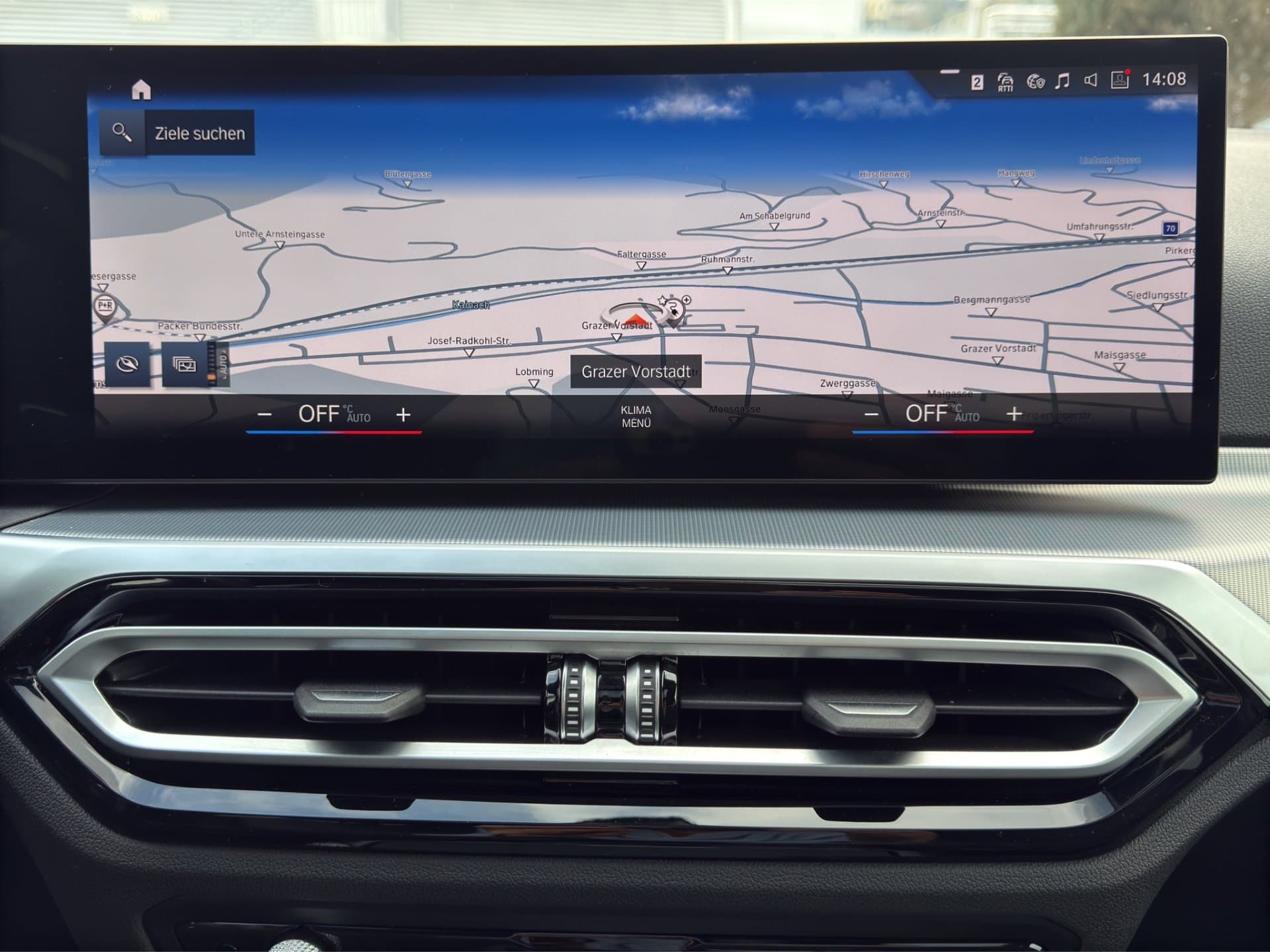 BMW 330e - Thumbnail 26