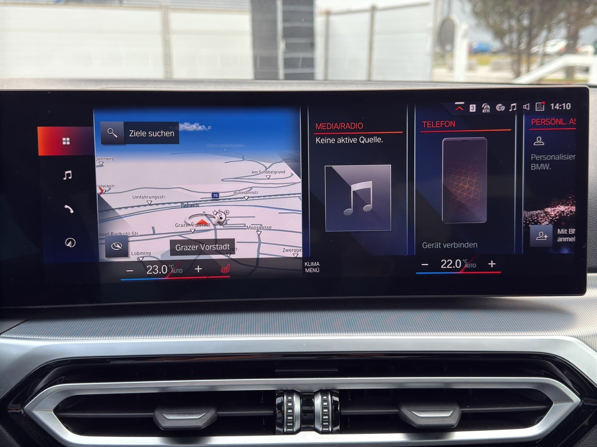 BMW 330e - Thumbnail 27