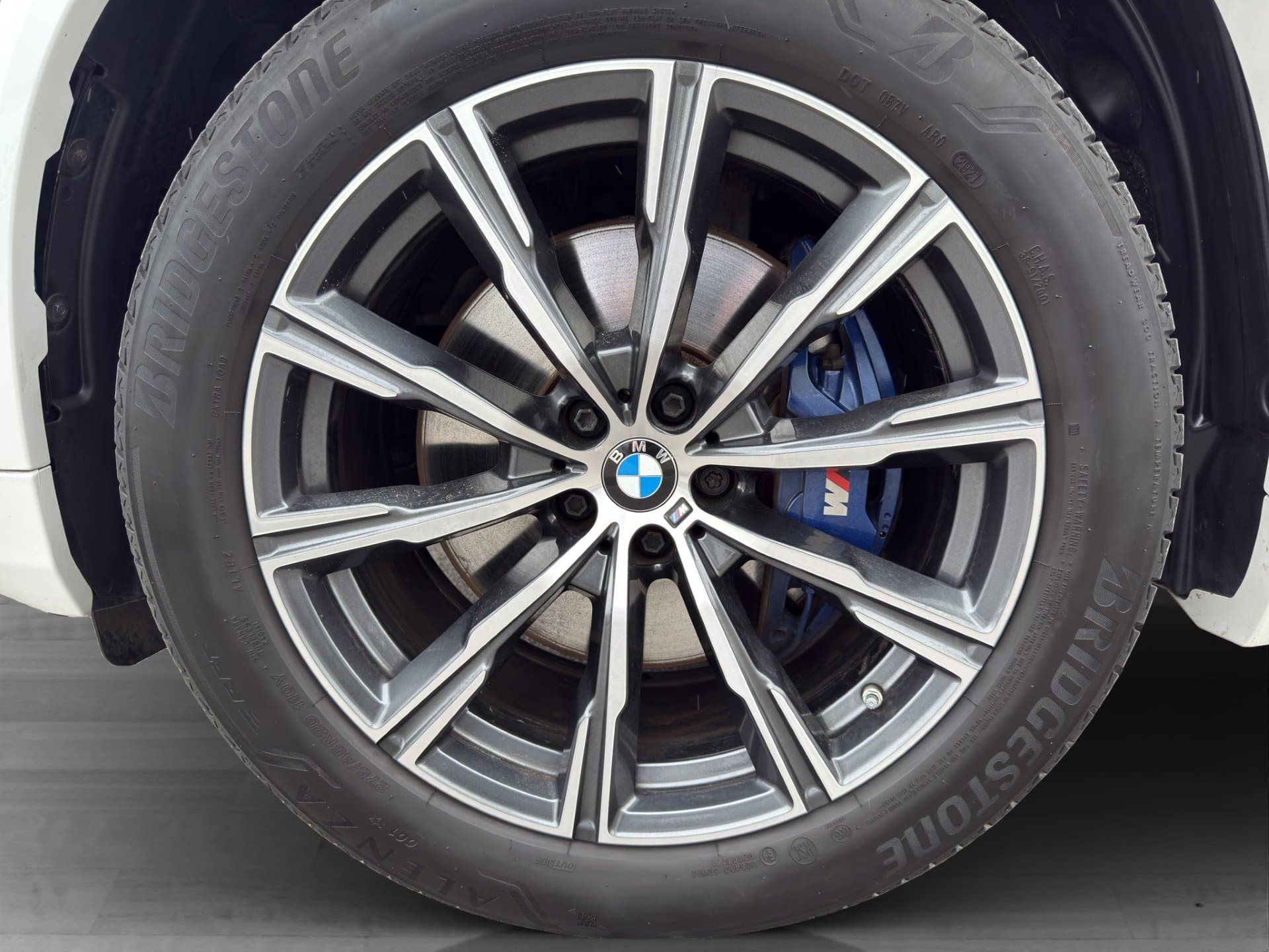 BMW X5 xDrive30d - Thumbnail 35