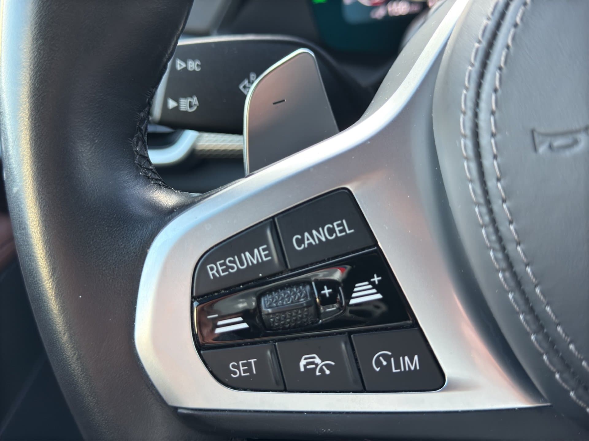 BMW X5 xDrive45e - Thumbnail 19