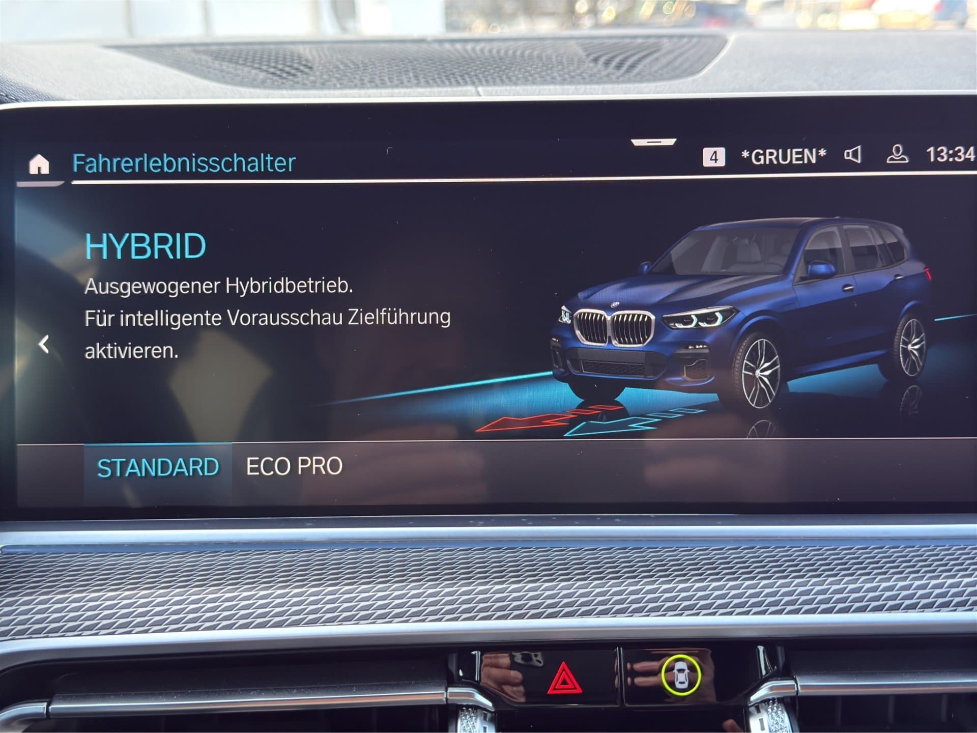 BMW X5 xDrive45e - Thumbnail 25