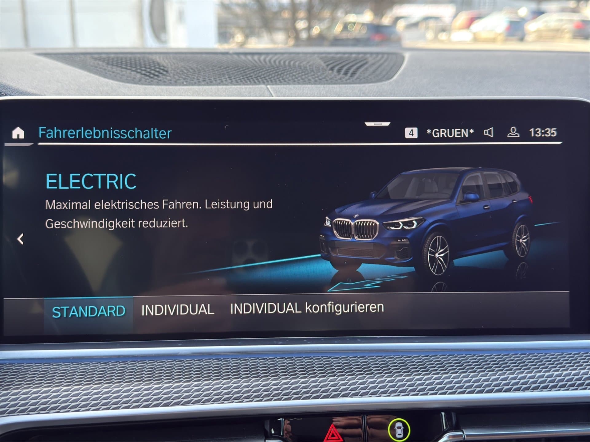 BMW X5 xDrive45e - Thumbnail 27