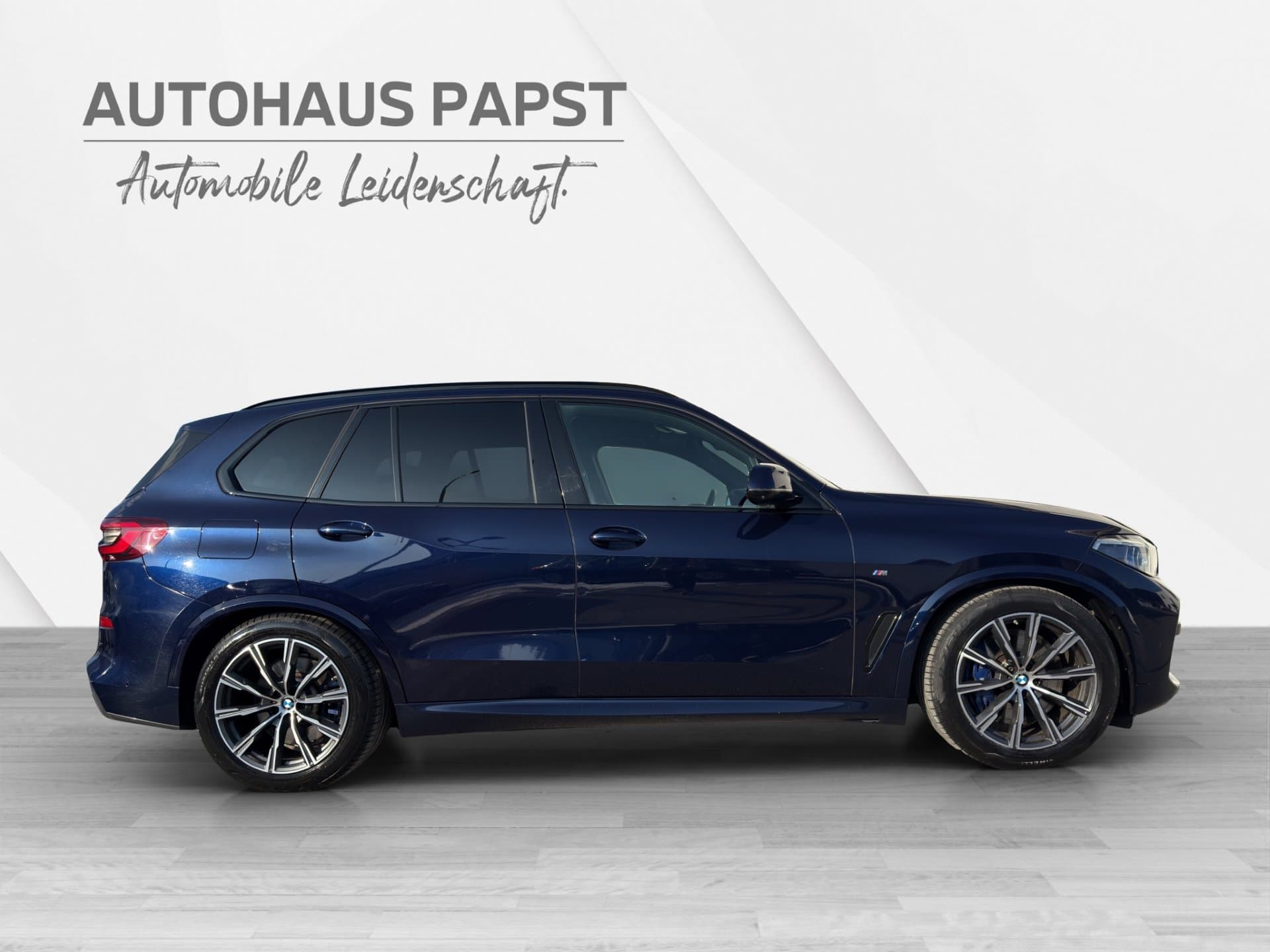 BMW X5 xDrive45e - Thumbnail 6