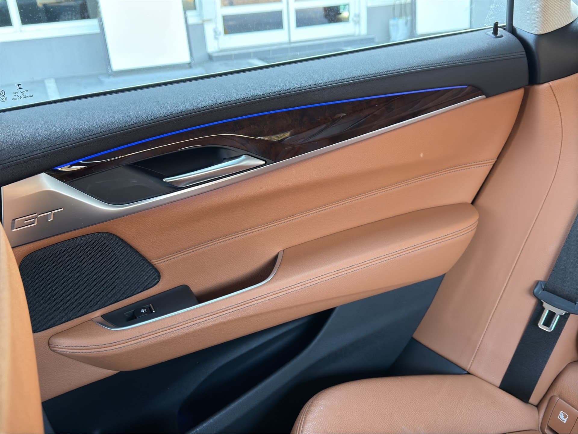 BMW 620d xDrive - Thumbnail 13