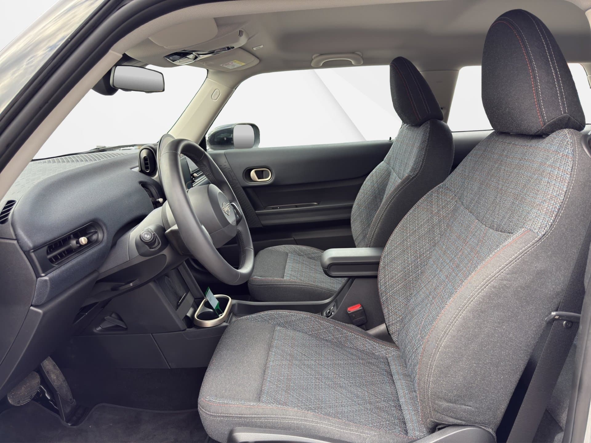 MINI Cooper C - Thumbnail 9