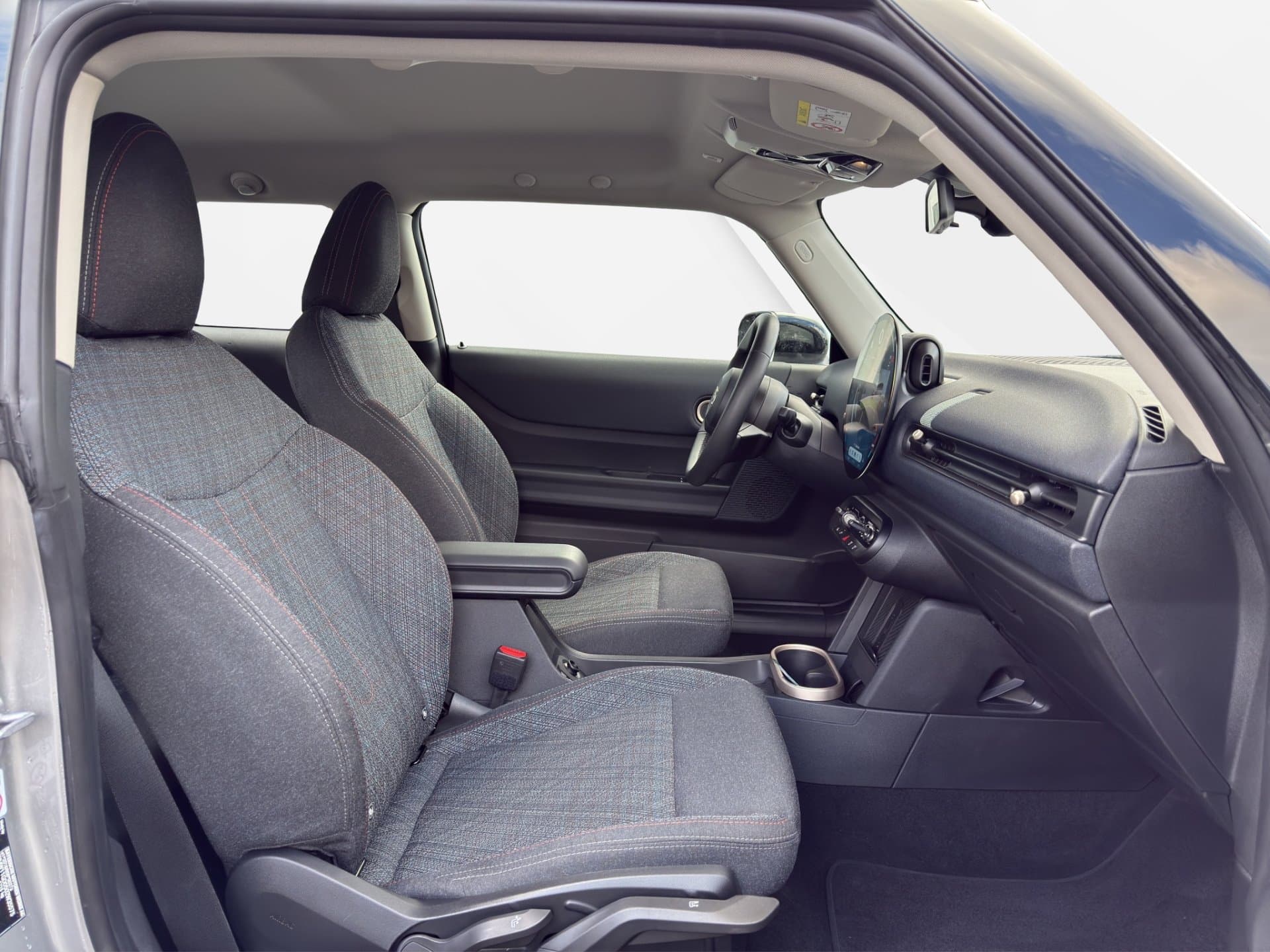 MINI Cooper C - Thumbnail 10