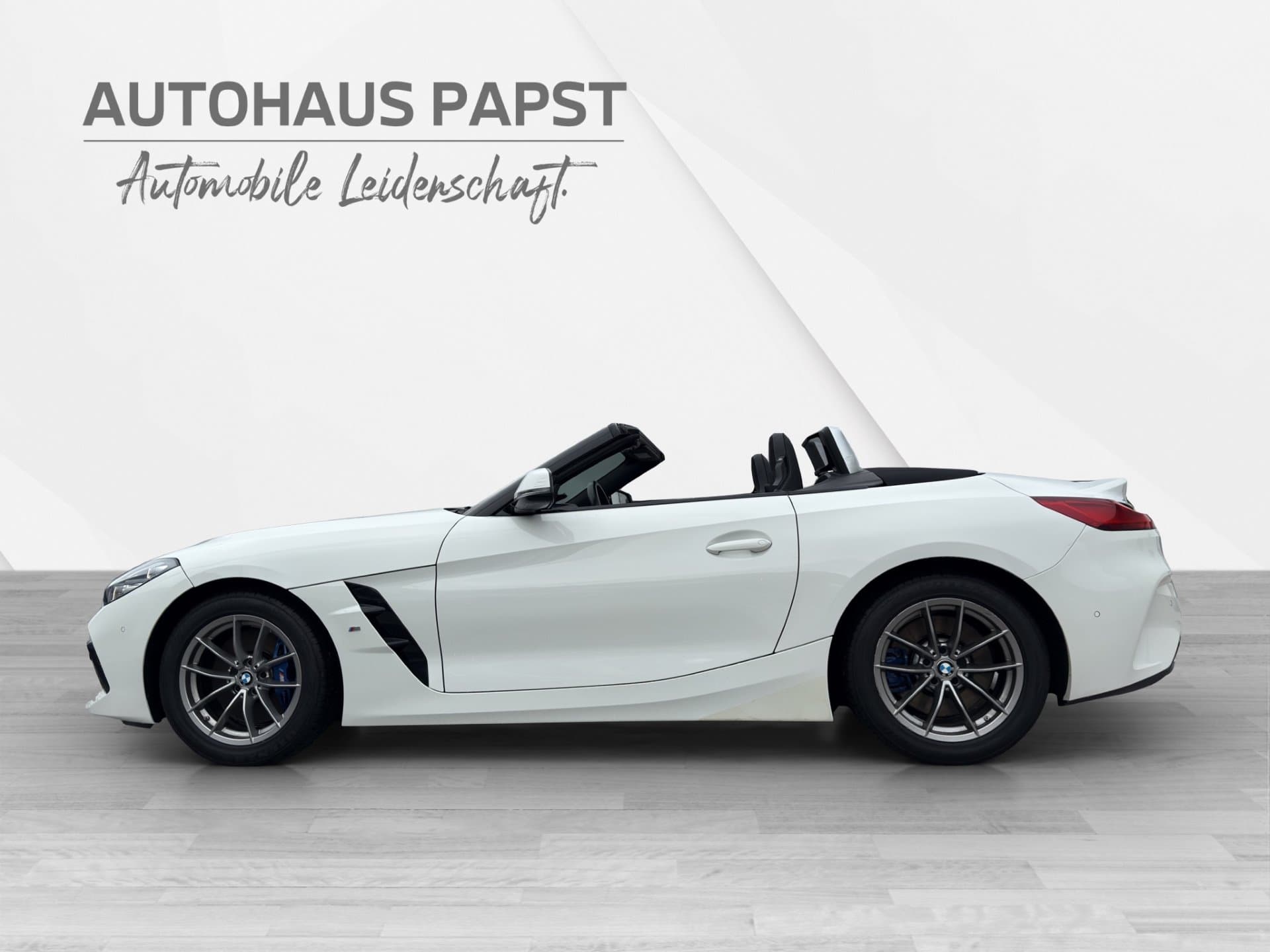 BMW Z4 sDrive 30i - Thumbnail 2