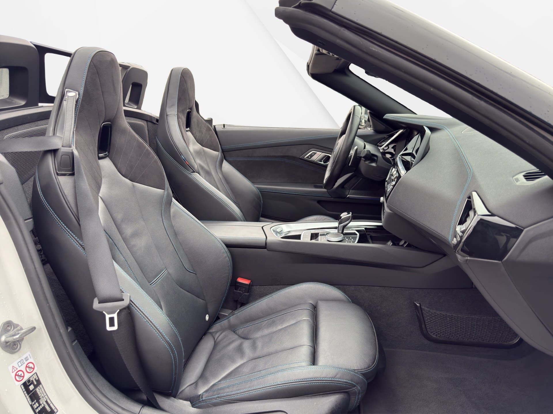 BMW Z4 sDrive 30i - Thumbnail 13