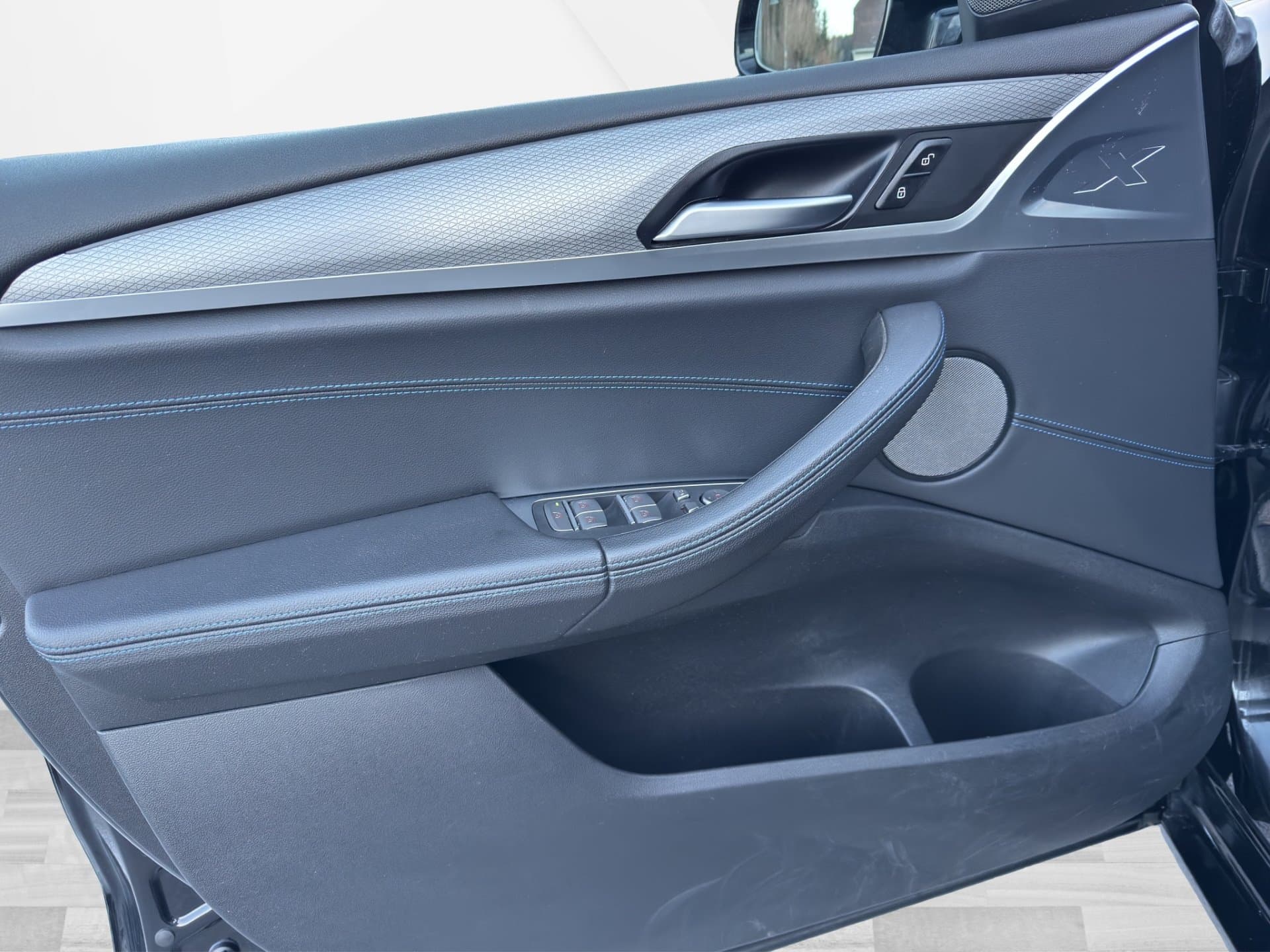 BMW X3 xDrive20d - Thumbnail 15