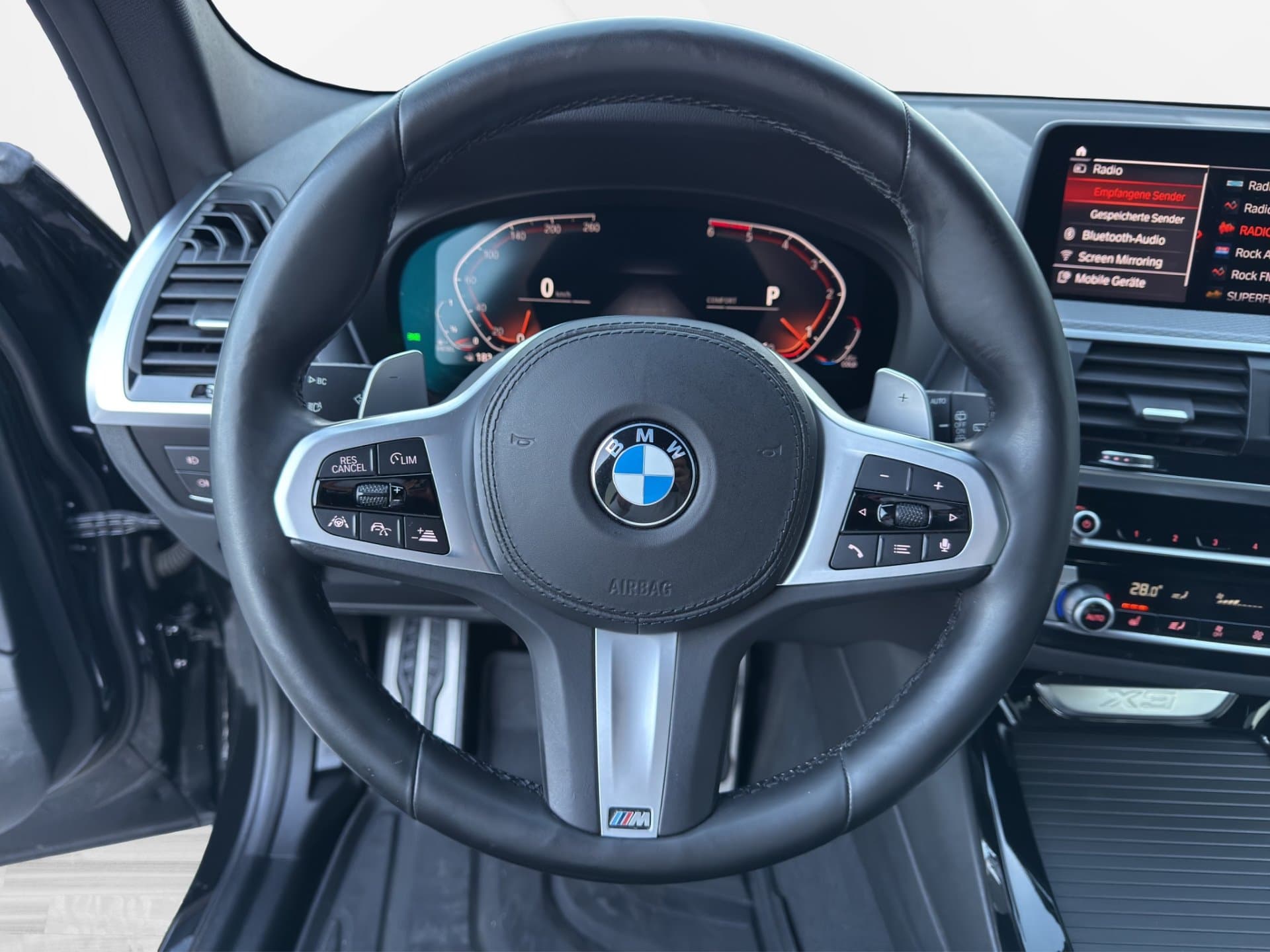 BMW X3 xDrive20d - Thumbnail 18