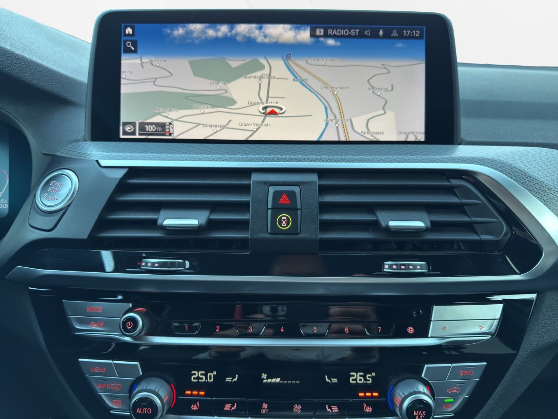 BMW X3 xDrive20d - Thumbnail 27