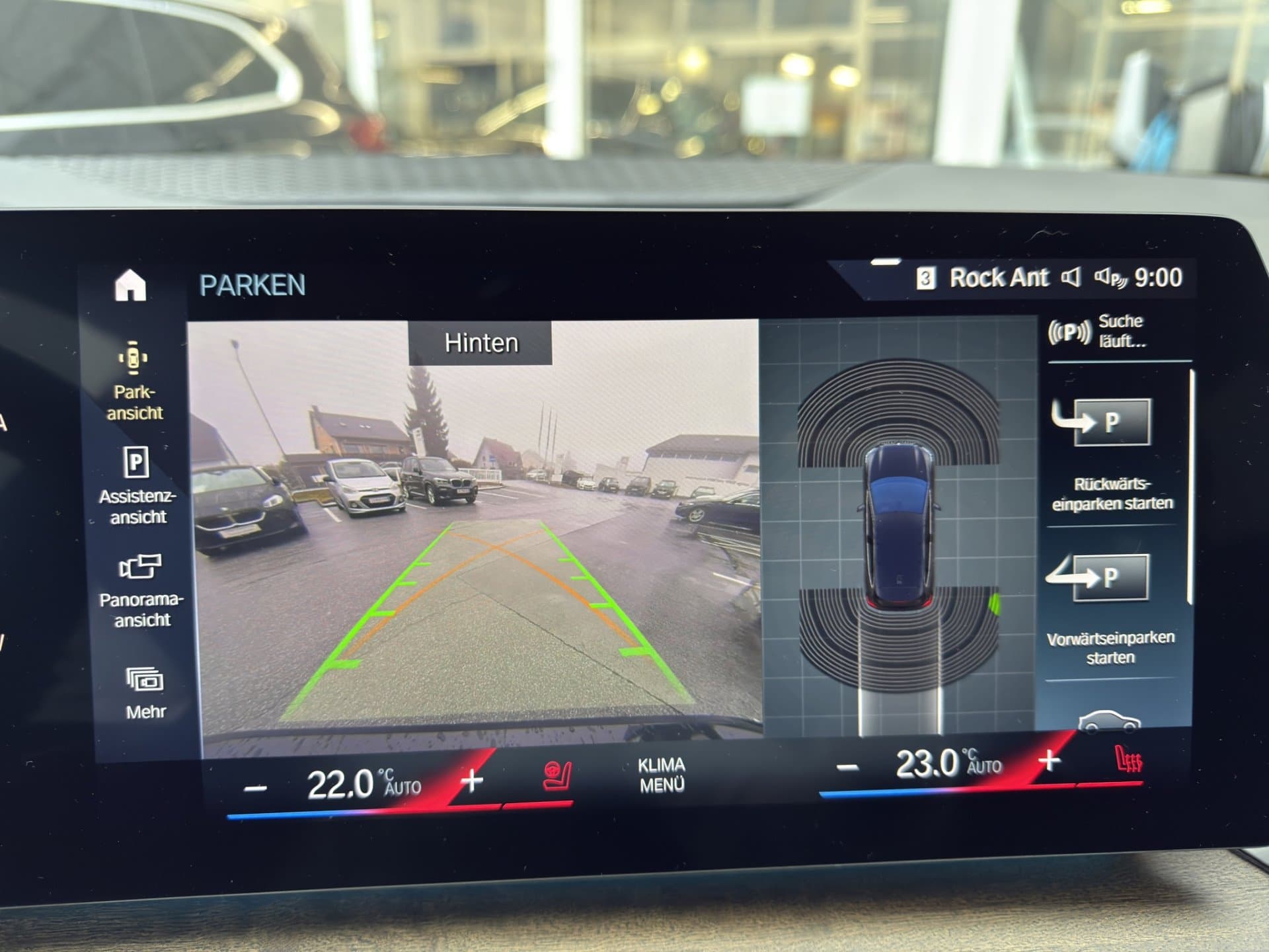 BMW 218d - Thumbnail 24